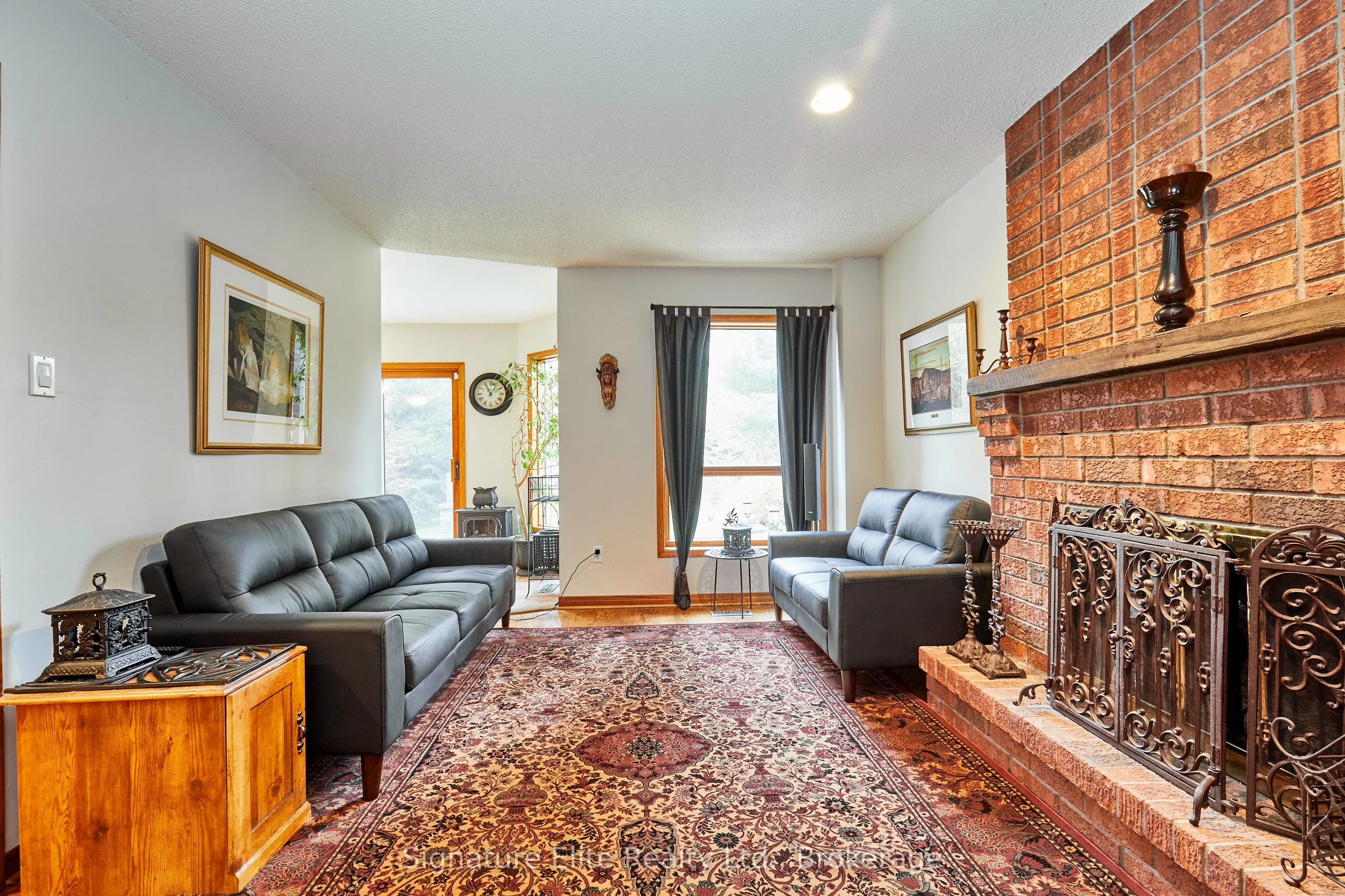 4 Camor Court