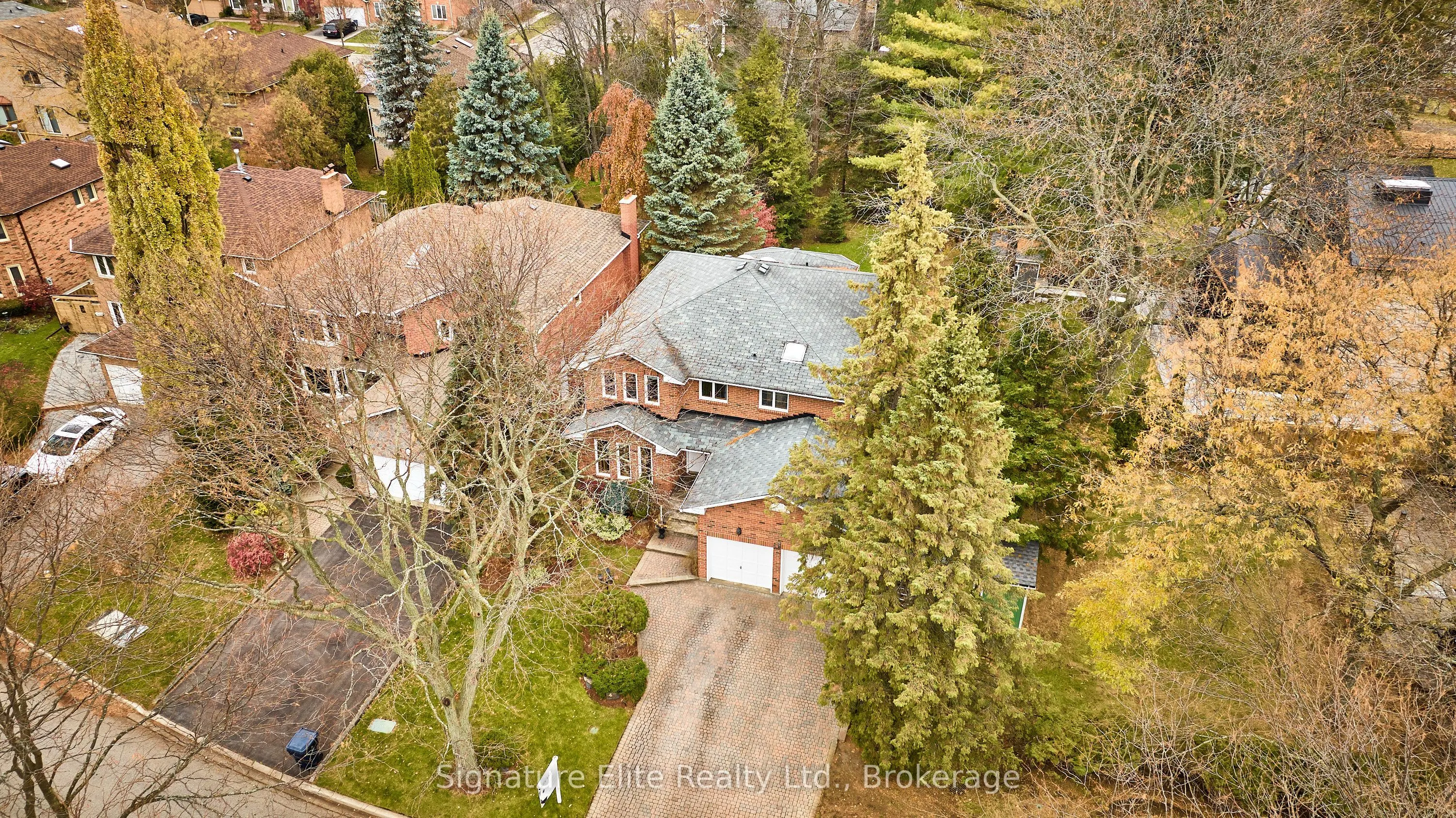 4 Camor Court