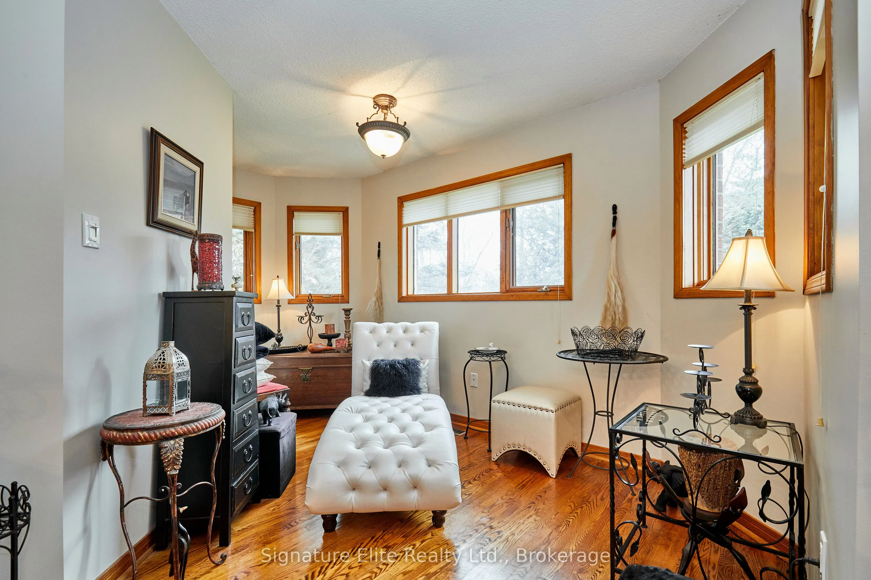 4 Camor Court