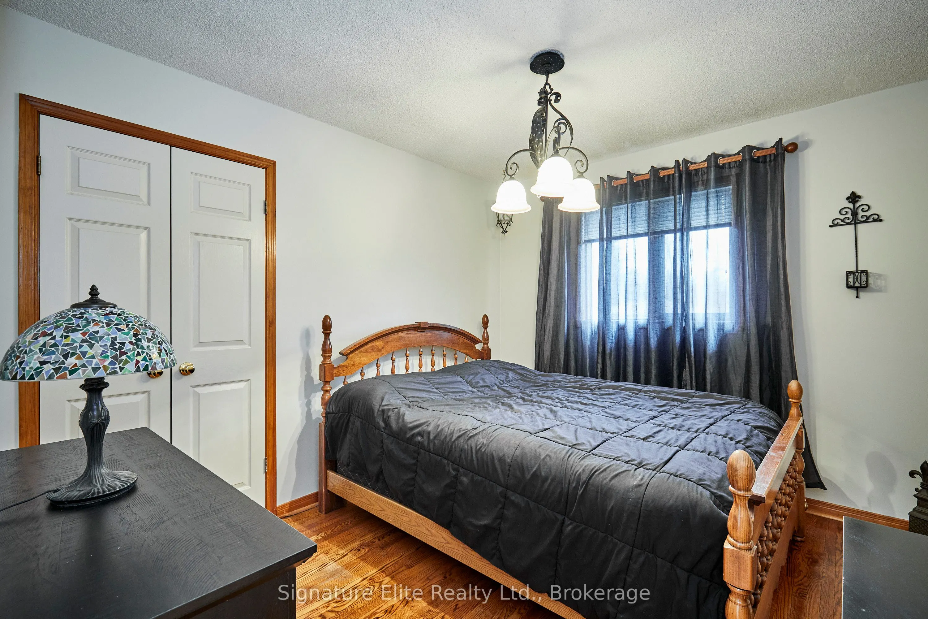 4 Camor Court