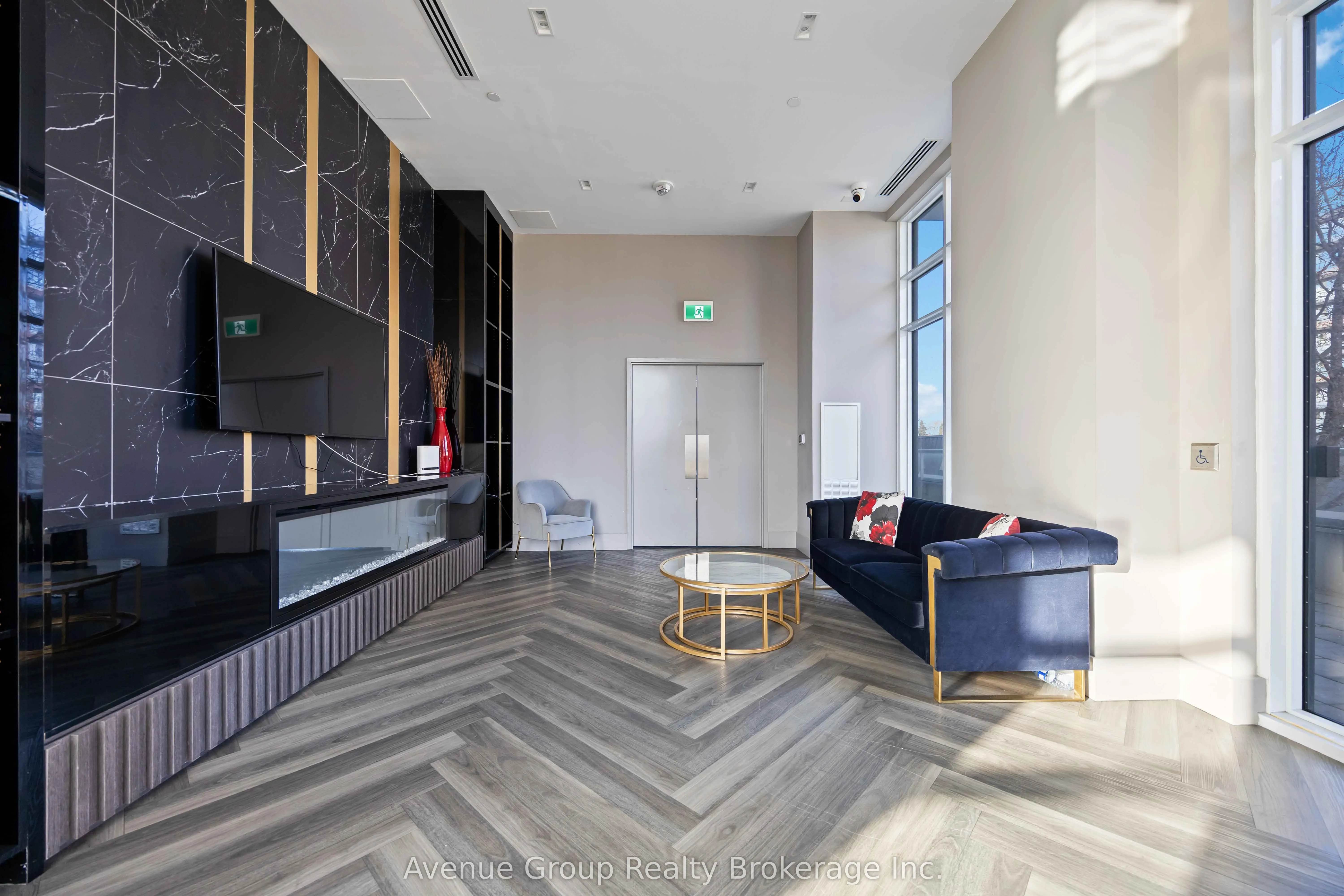3220 Sheppard Avenue E #218