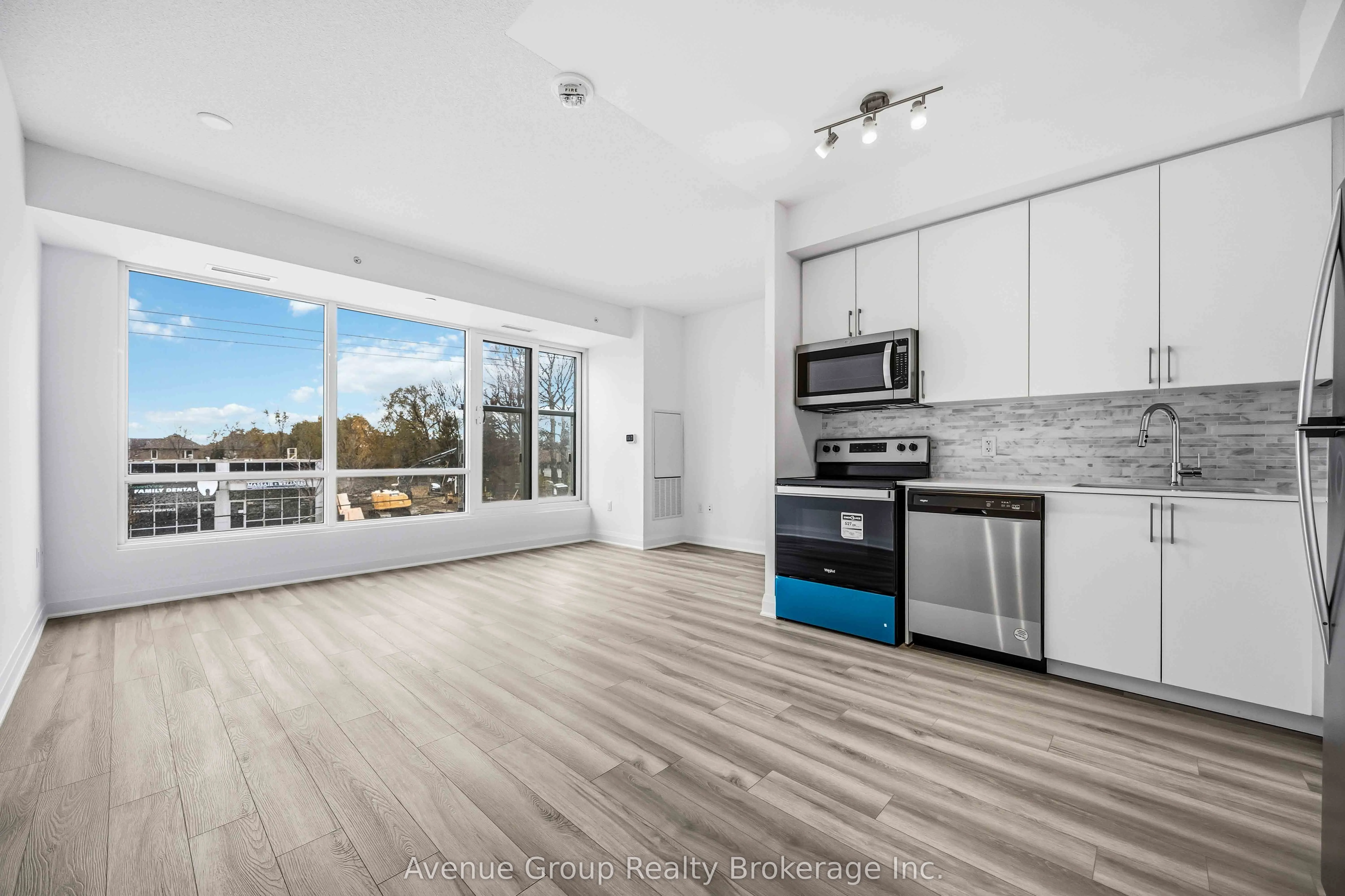 3220 Sheppard Avenue E #218