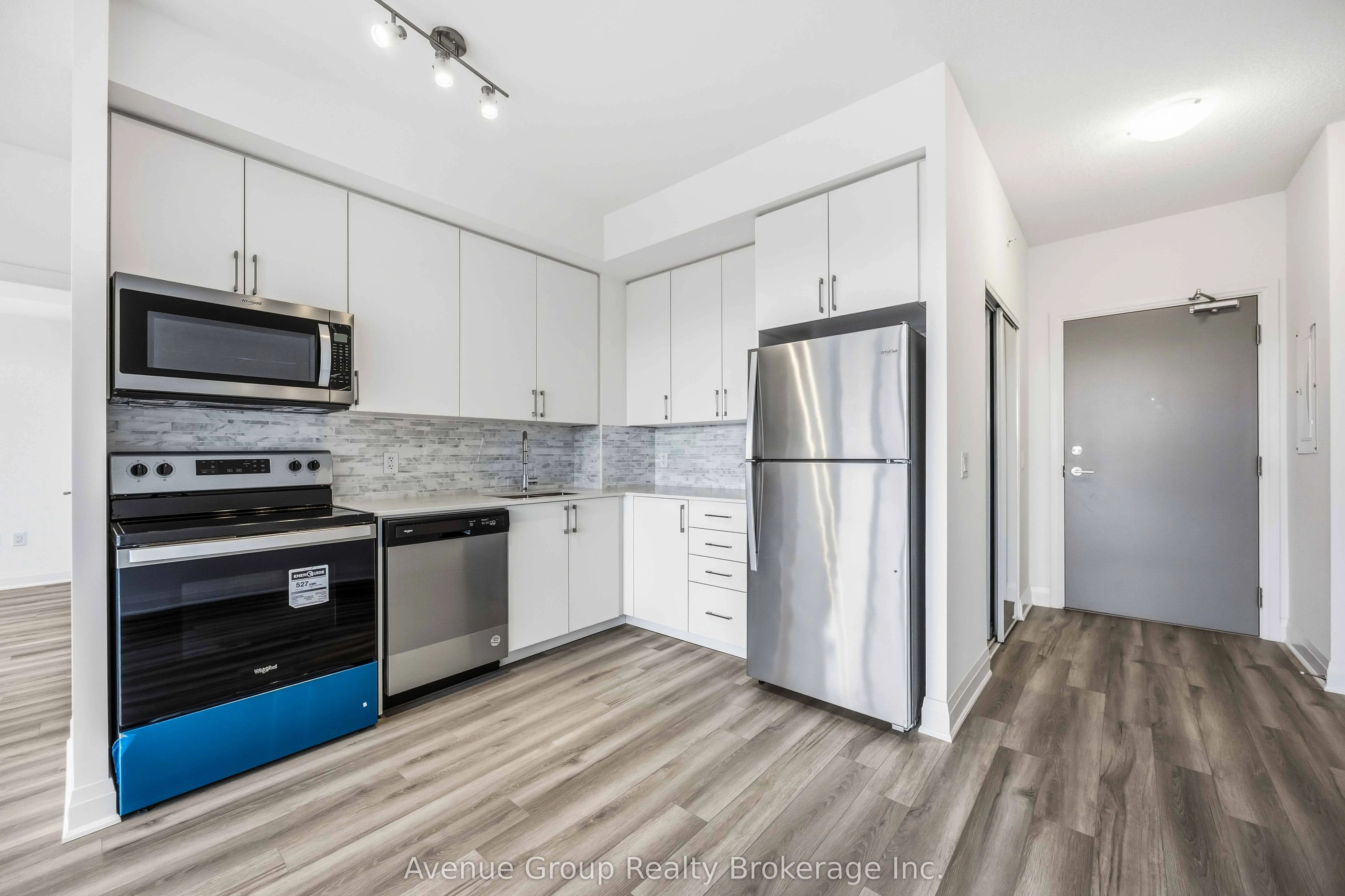 3220 Sheppard Avenue E #218