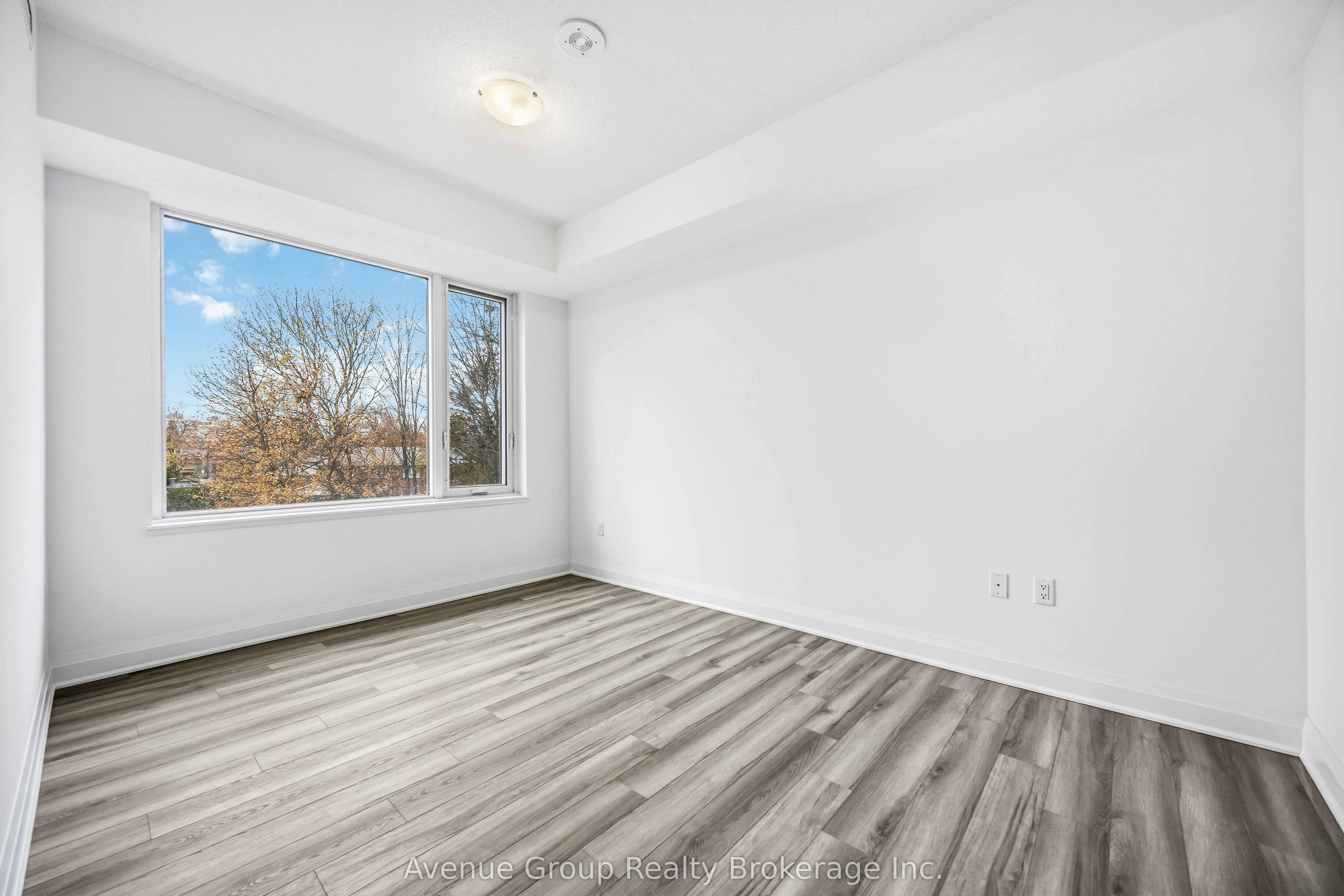 3220 Sheppard Avenue E #218