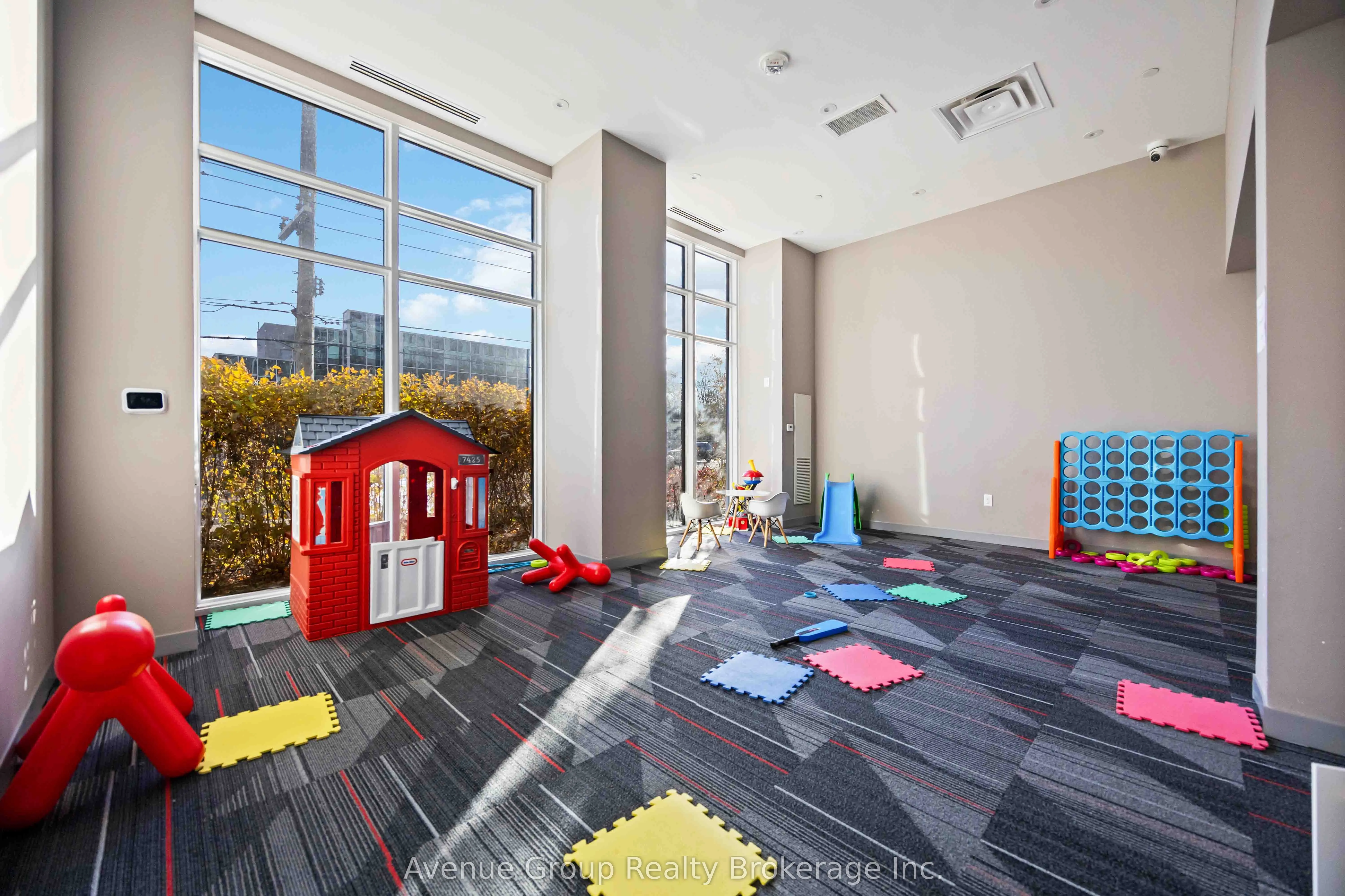 3220 Sheppard Avenue E #218