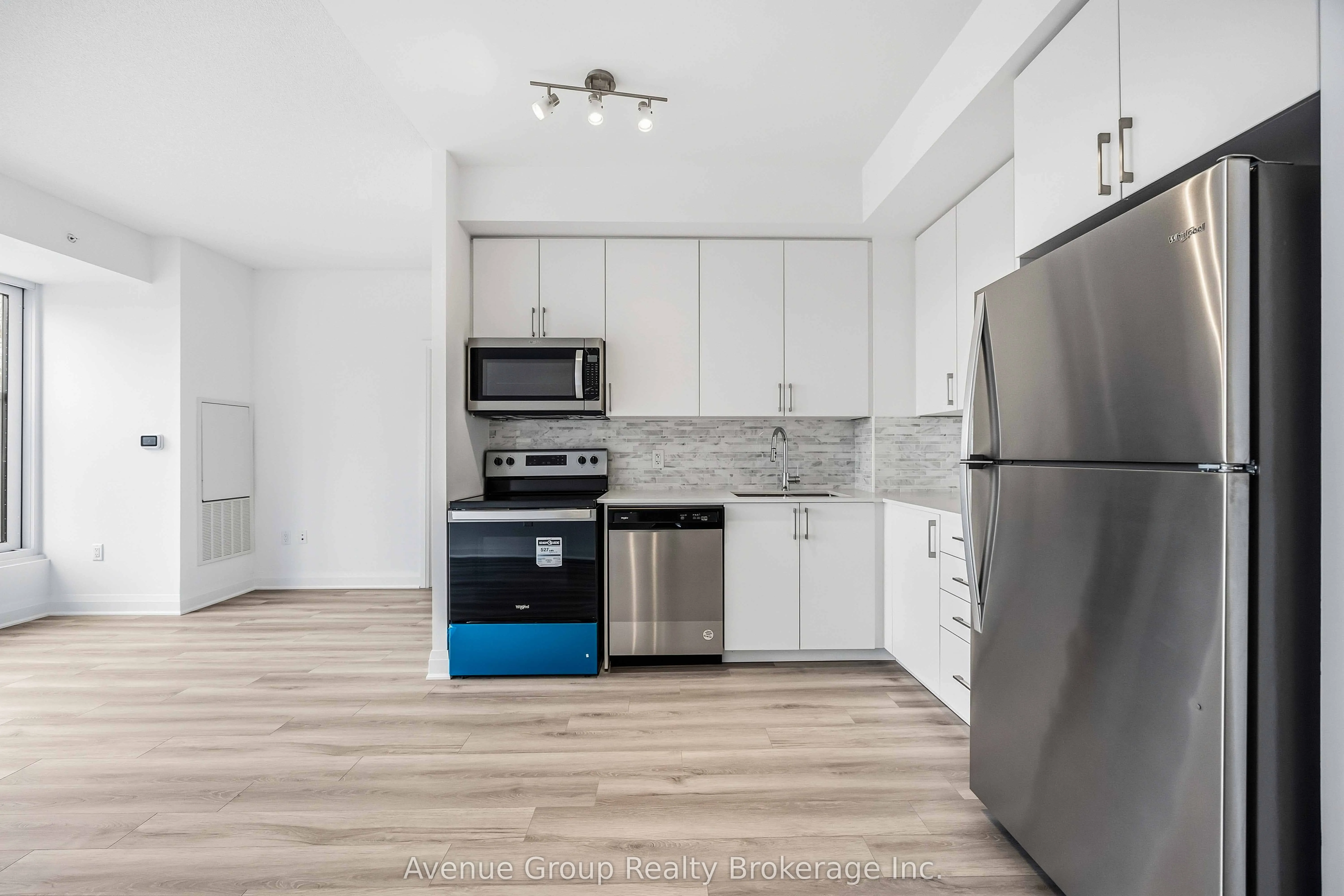 3220 Sheppard Avenue E #218