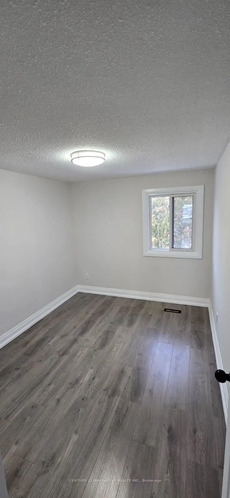 1133 Trowbridge Court