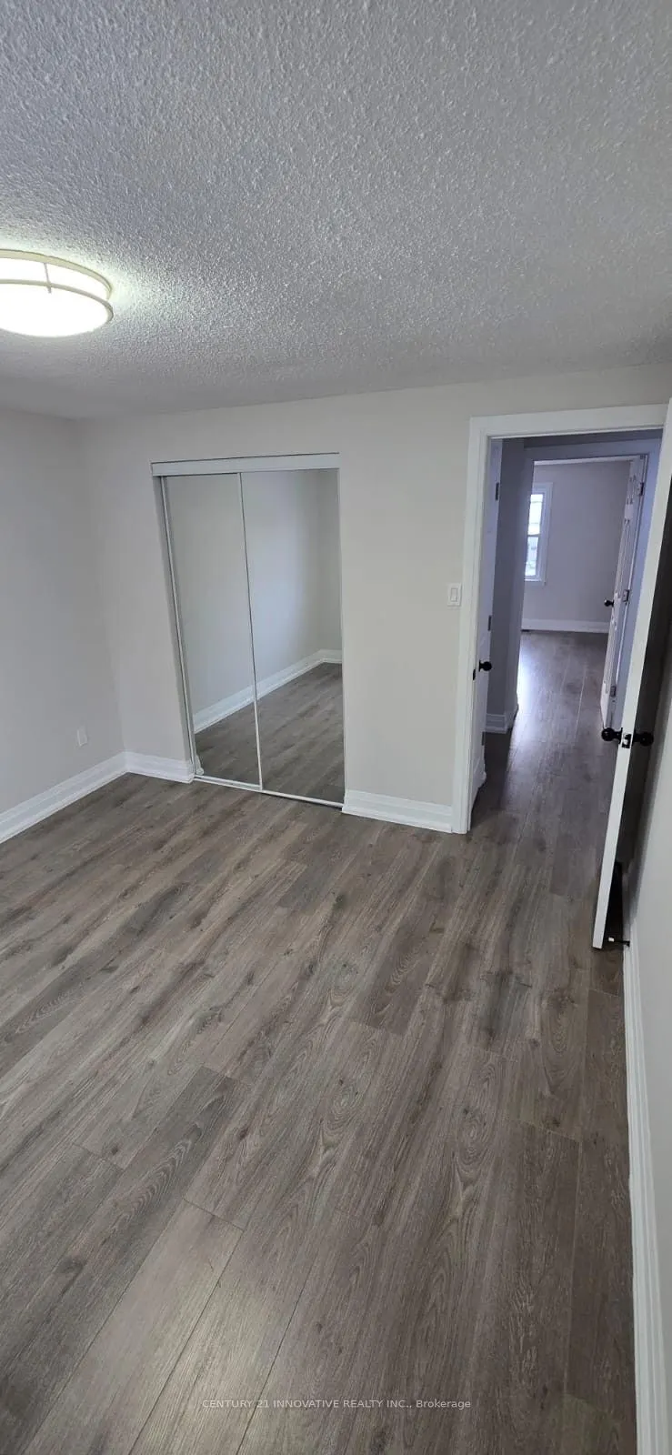 1133 Trowbridge Court