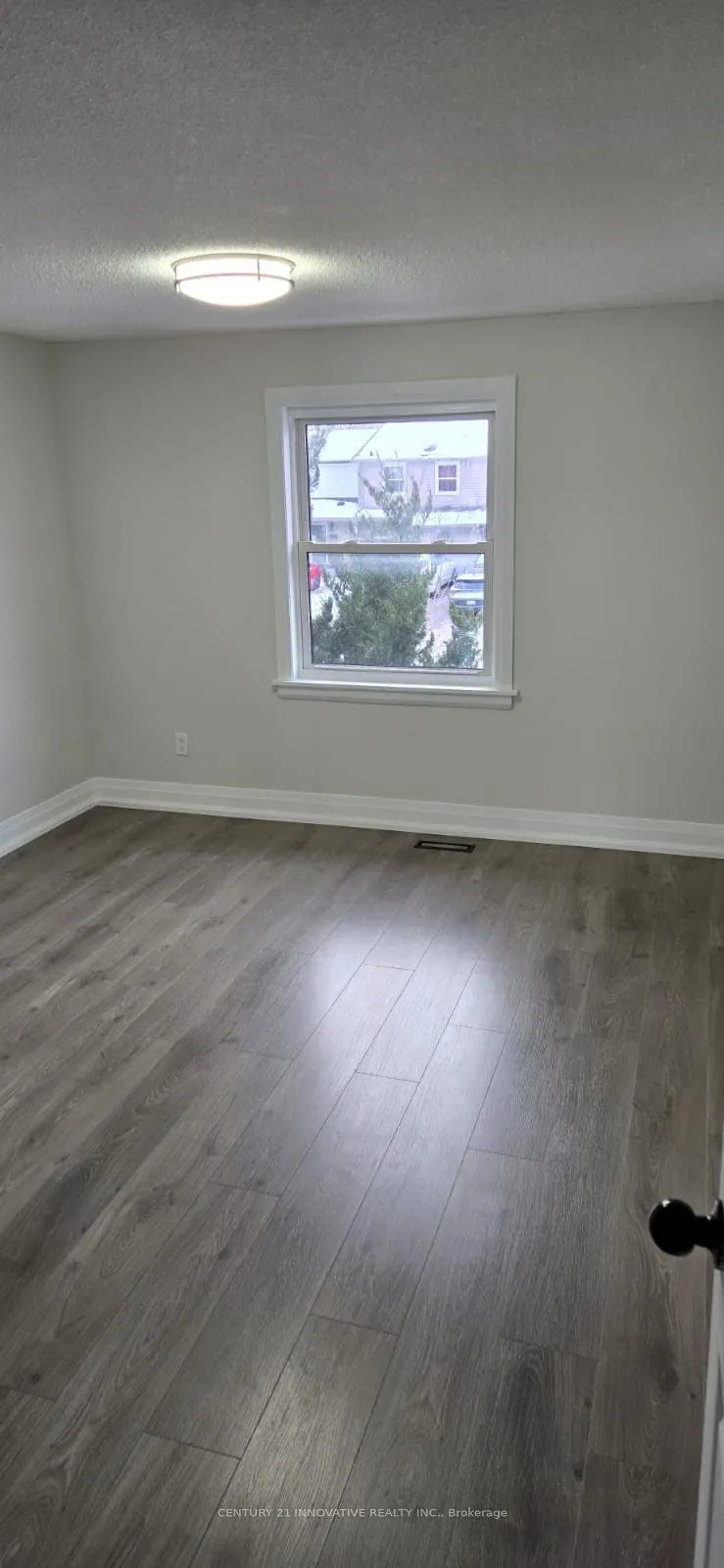 1133 Trowbridge Court