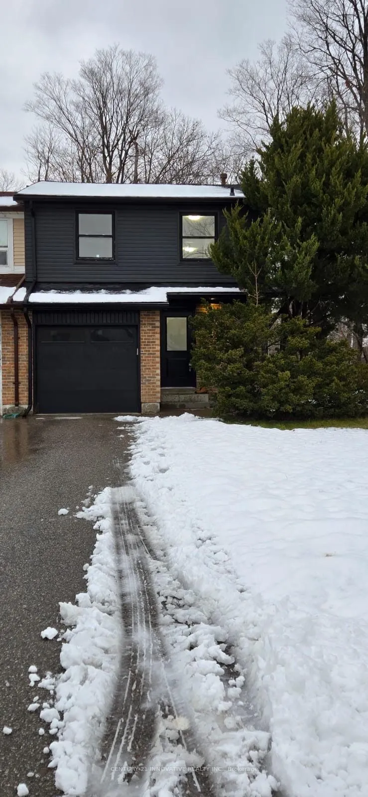 1133 Trowbridge Court