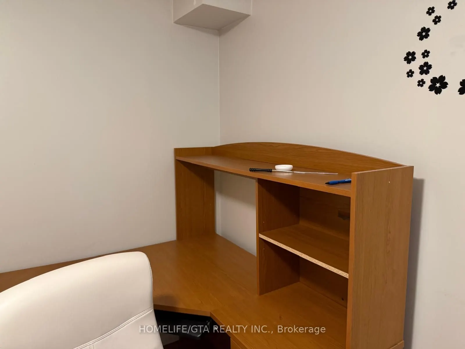8864 Sheppard Avenue E #Basement