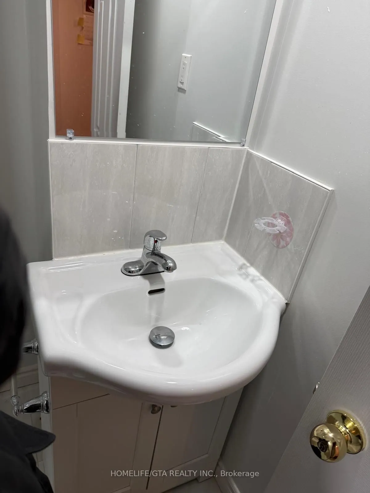8864 Sheppard Avenue E #Basement