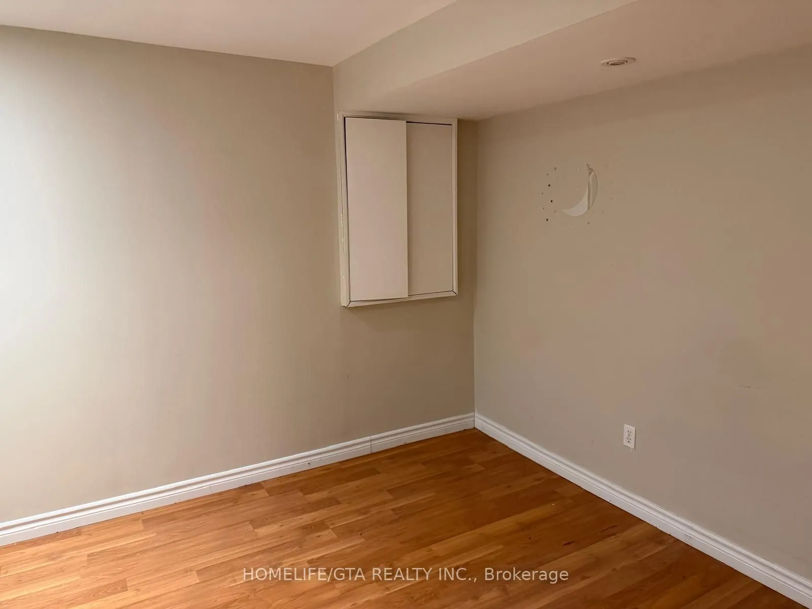 8864 Sheppard Avenue E #Basement