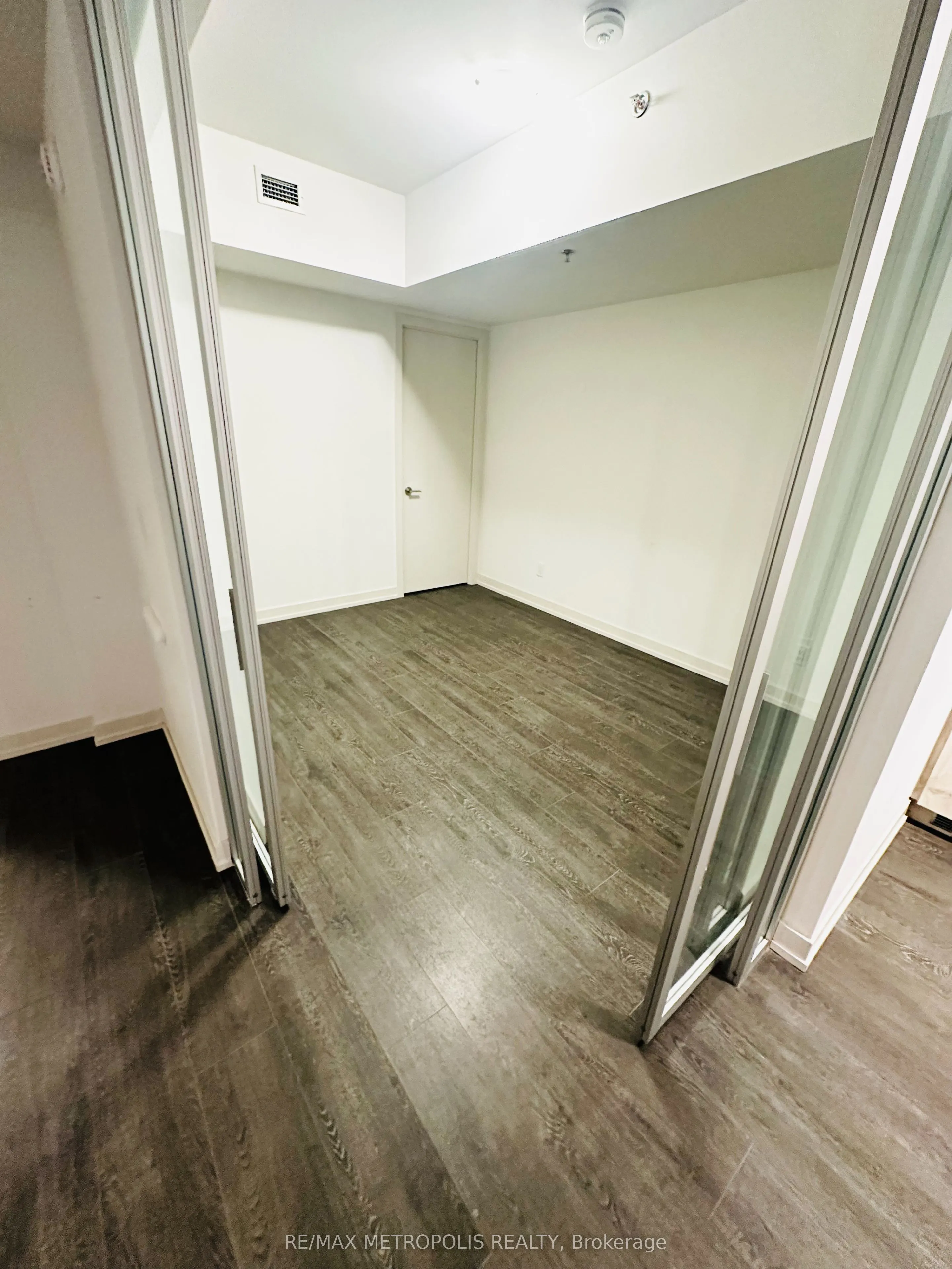2203 Kingston Road #20