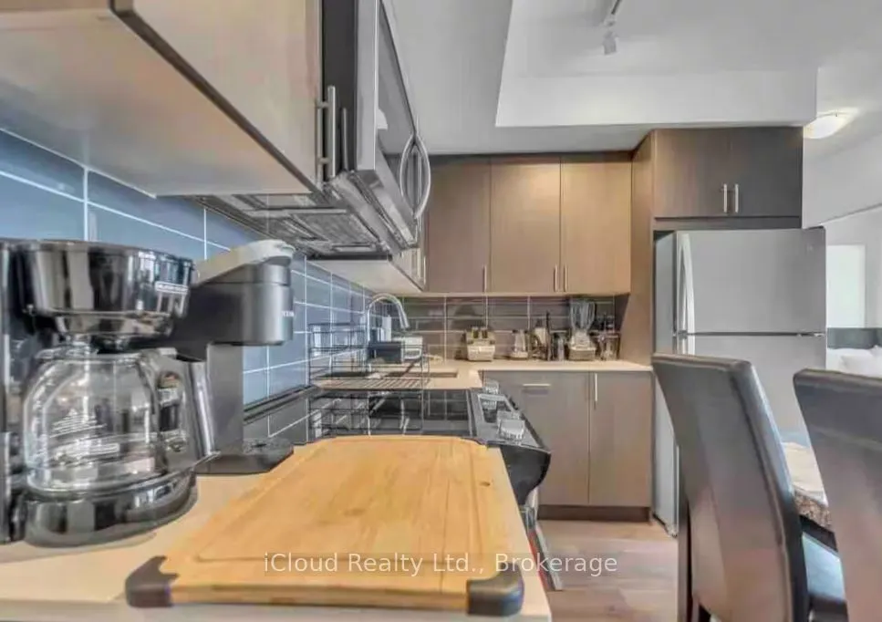 2550 Simcoe Street N #1917