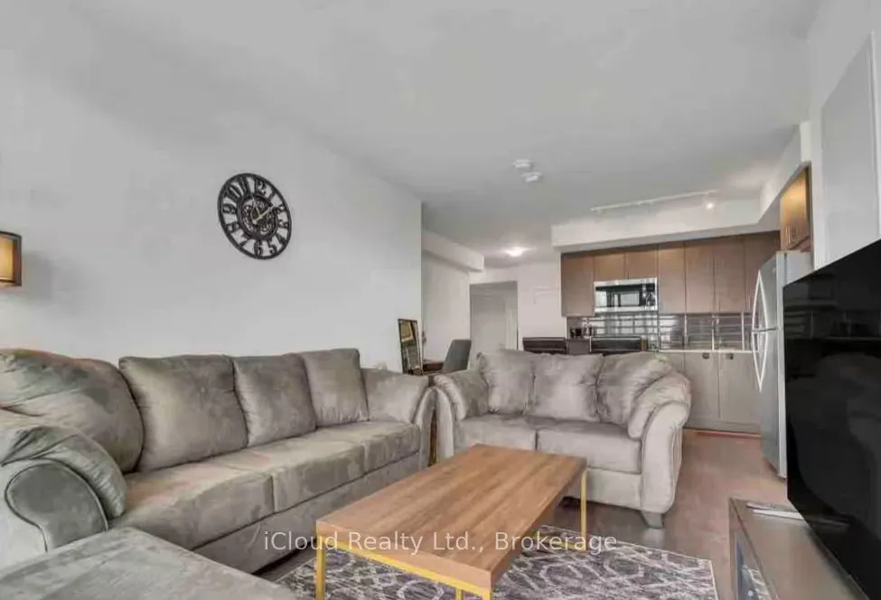 2550 Simcoe Street N #1917
