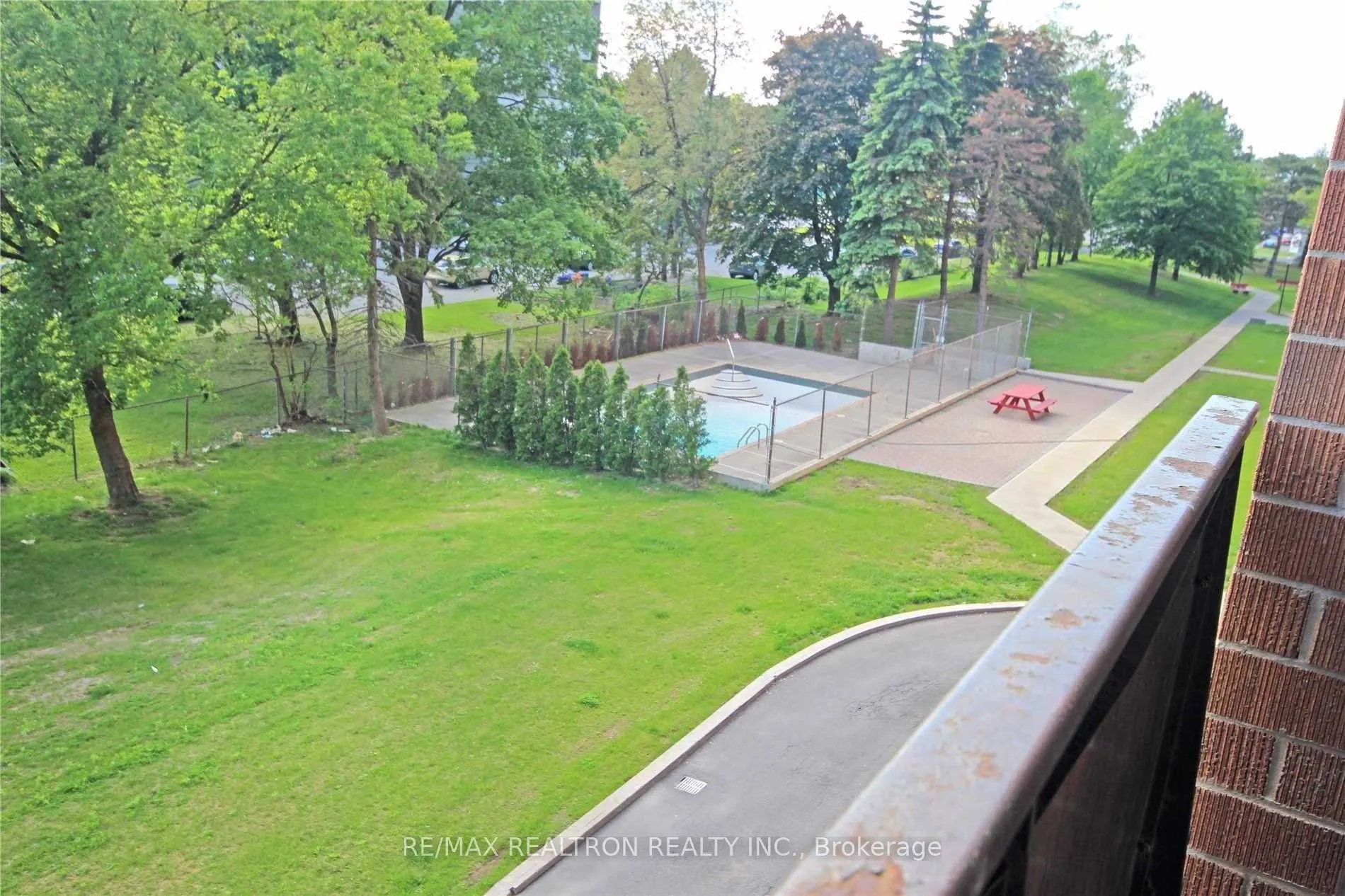90 Ling Road #404