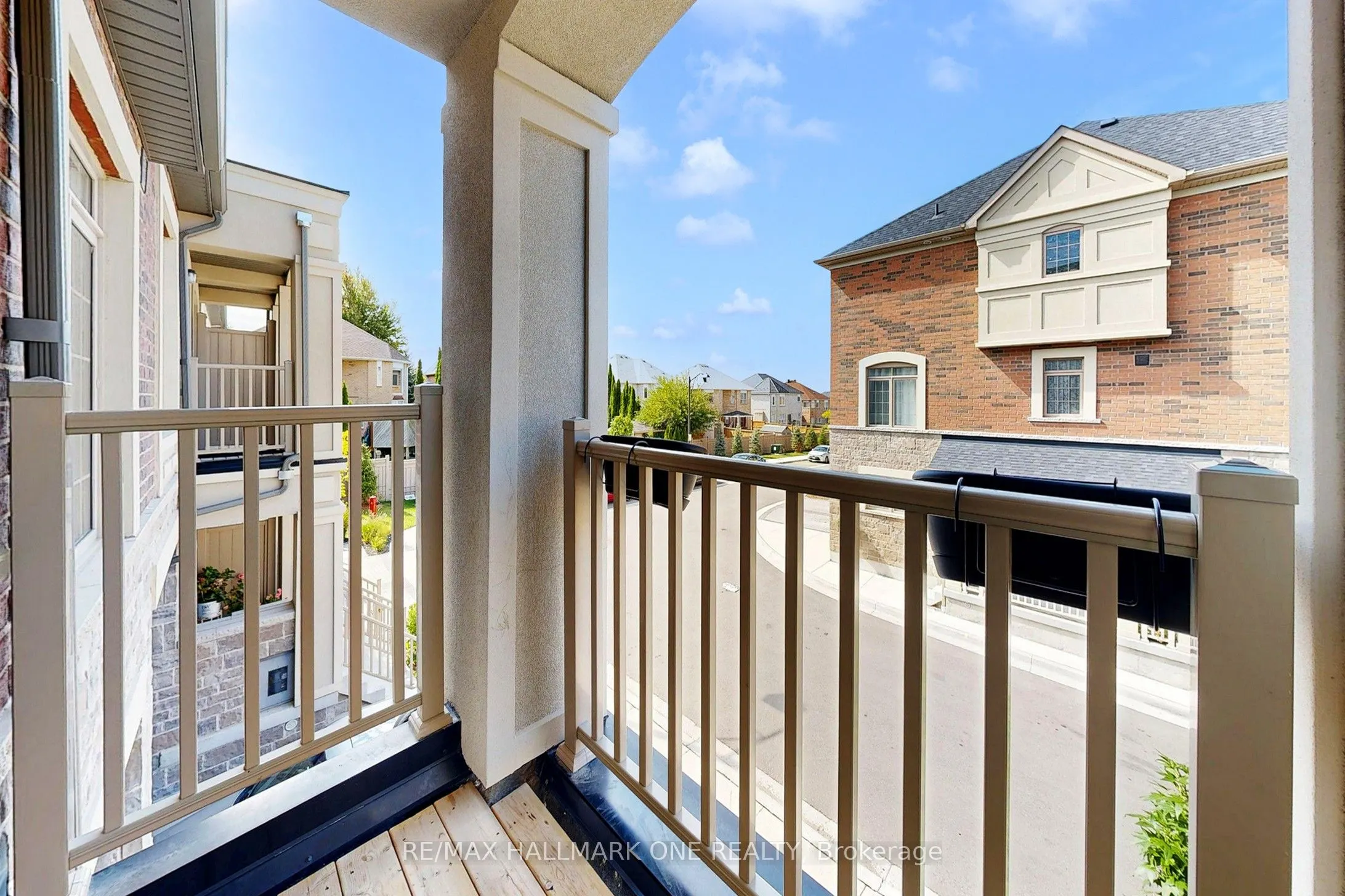 27 Healthcote Lane
