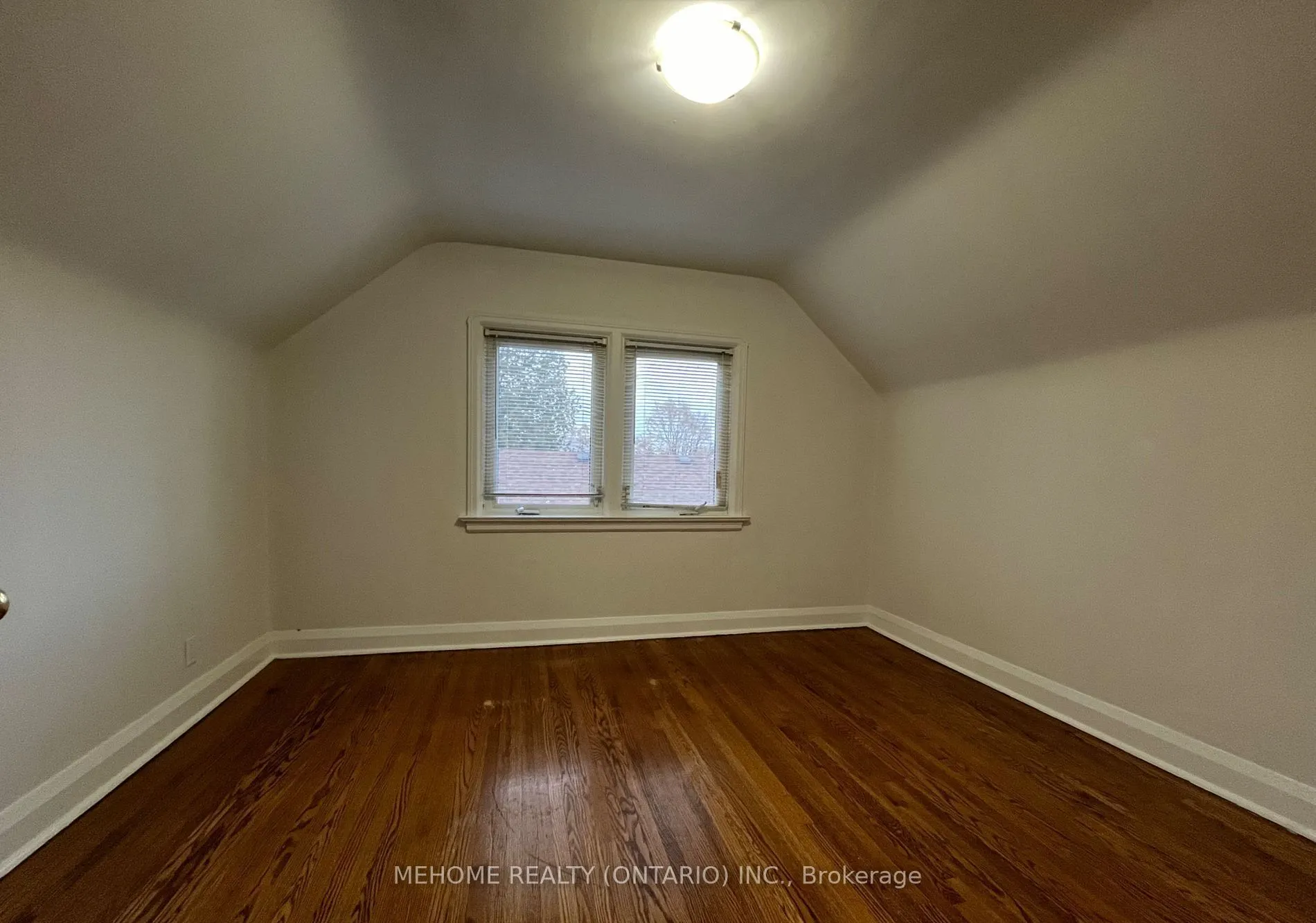 80 Vanbrugh Avenue