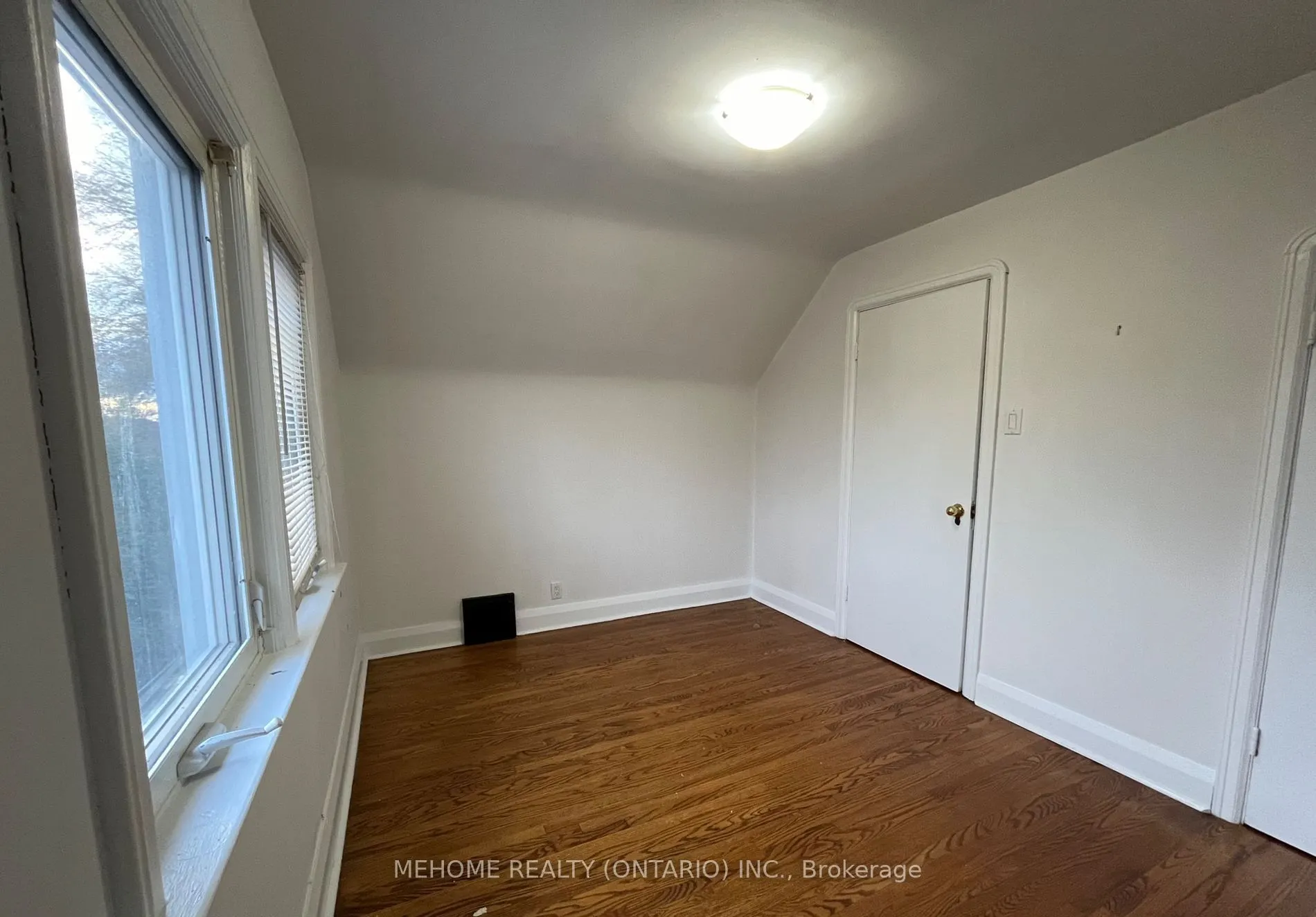 80 Vanbrugh Avenue