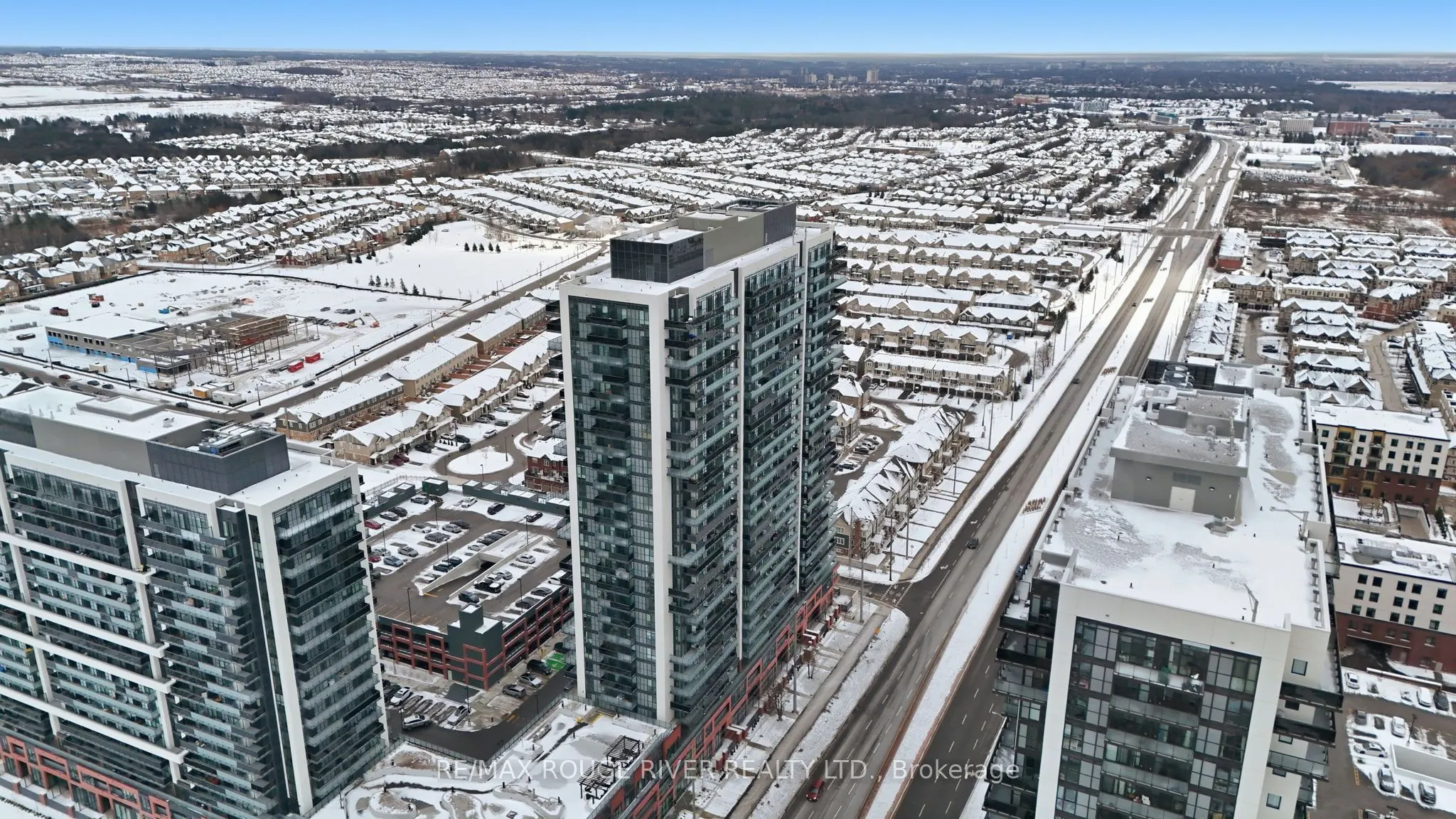 2545 SIMCOE Street N #2321