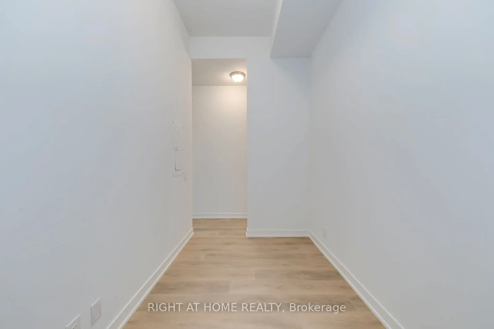 2 Manderley Drive #101