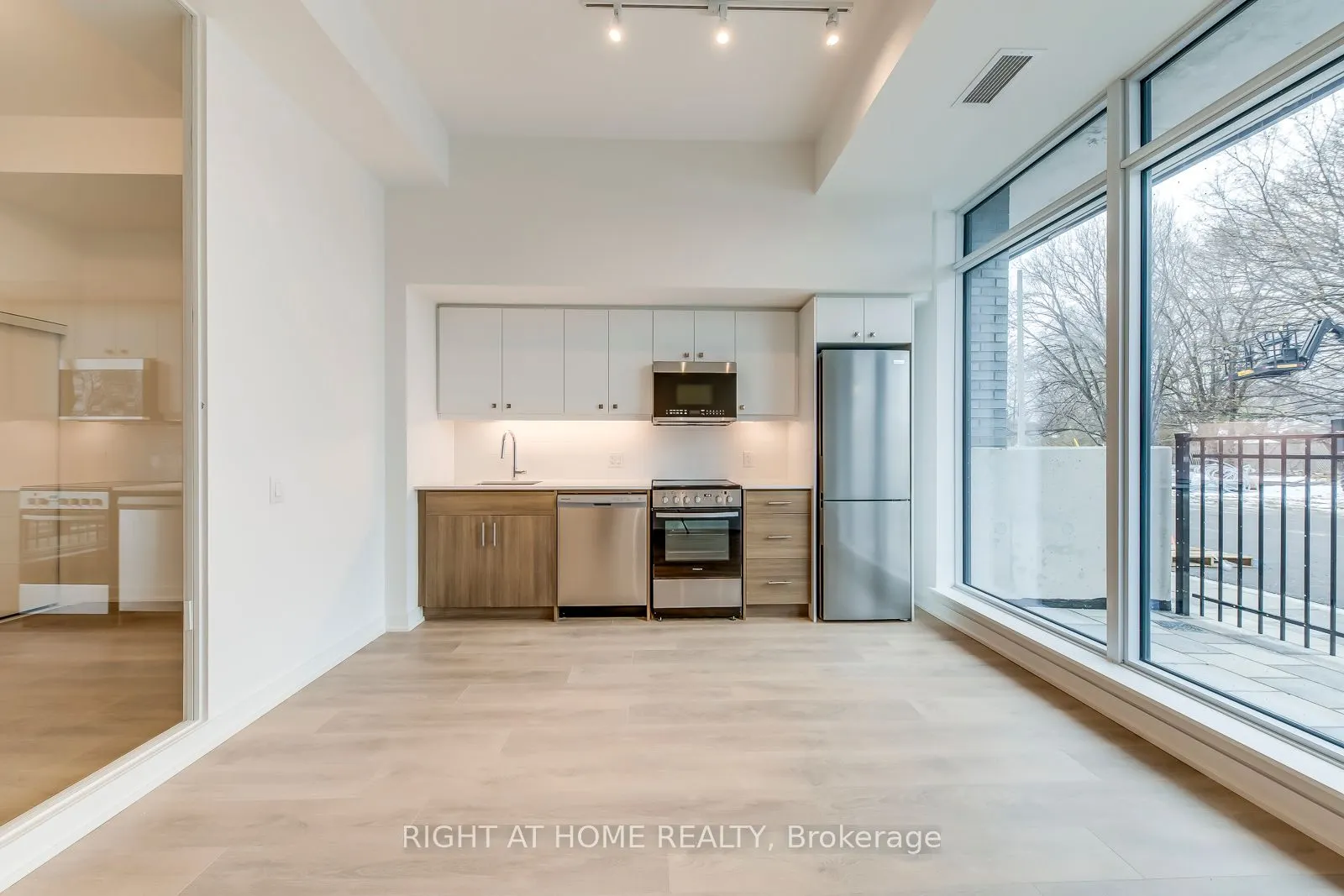 2 Manderley Drive #101
