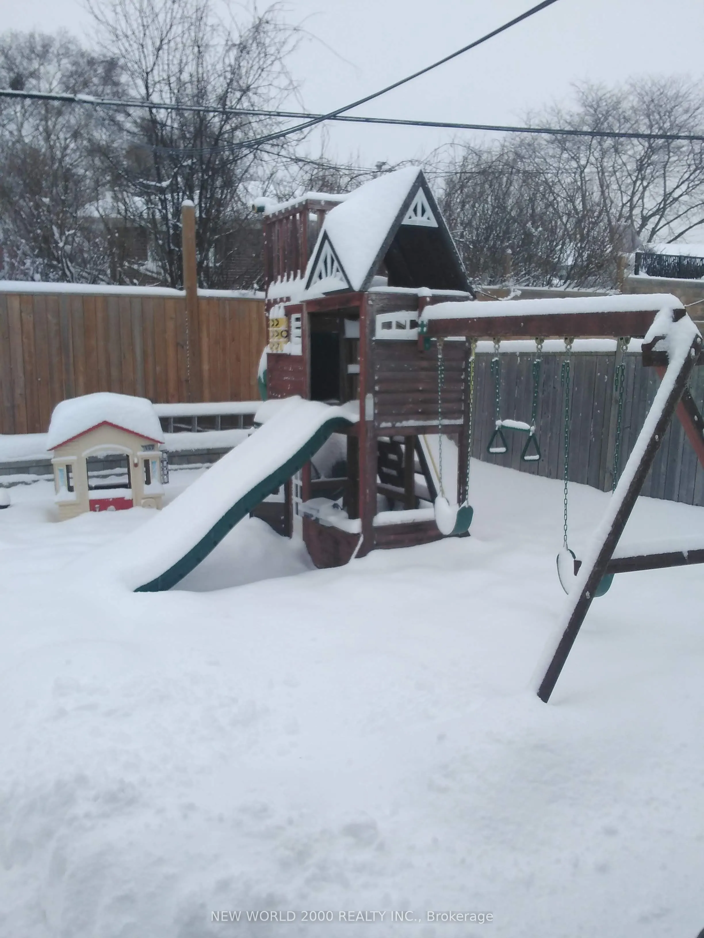 920 Greenwood Crescent