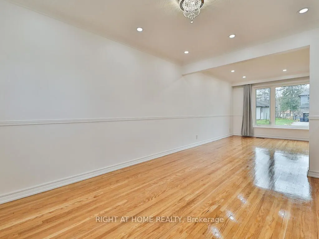 9 Allister Avenue