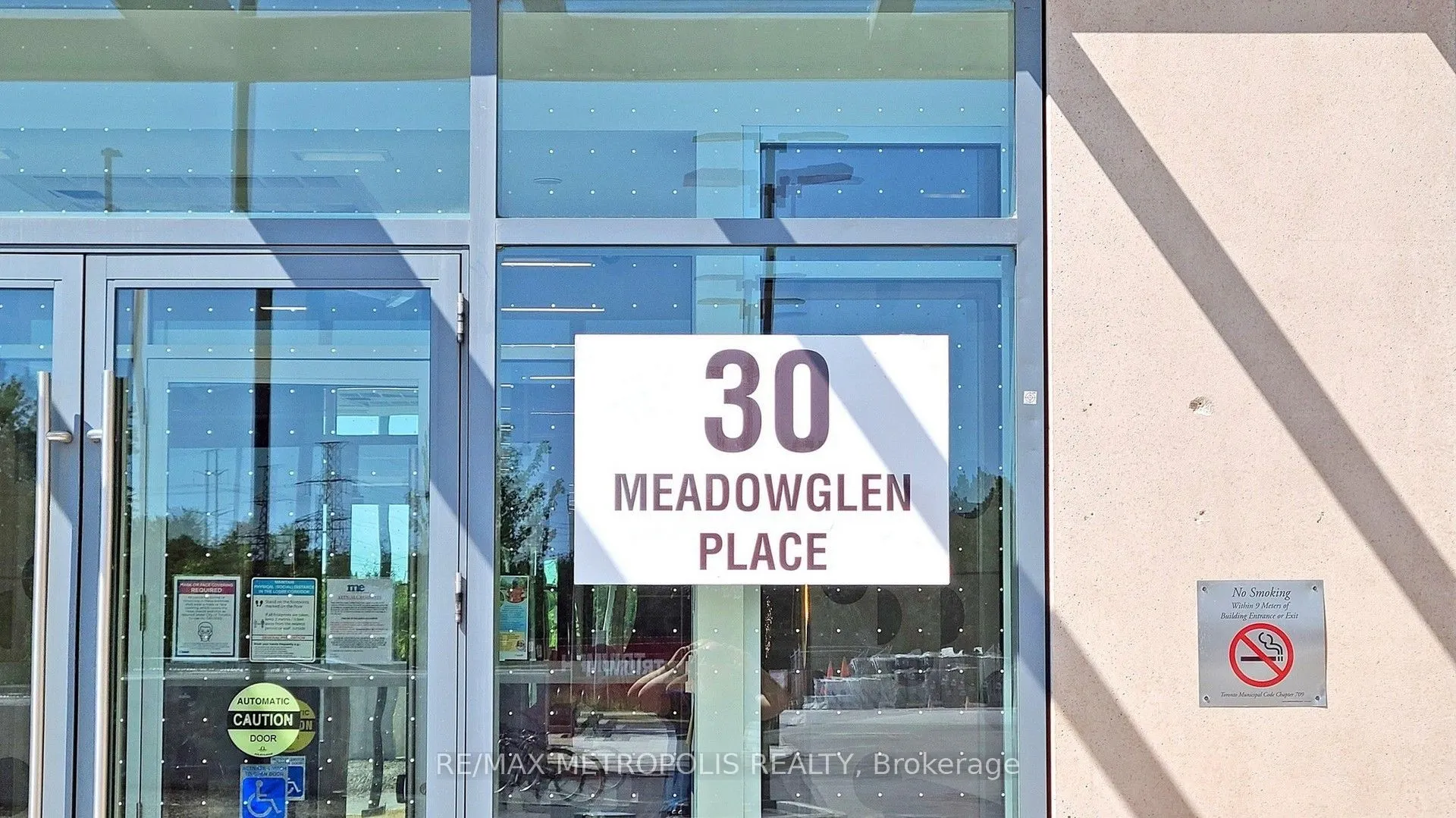 30 Meadowglen Place #2405
