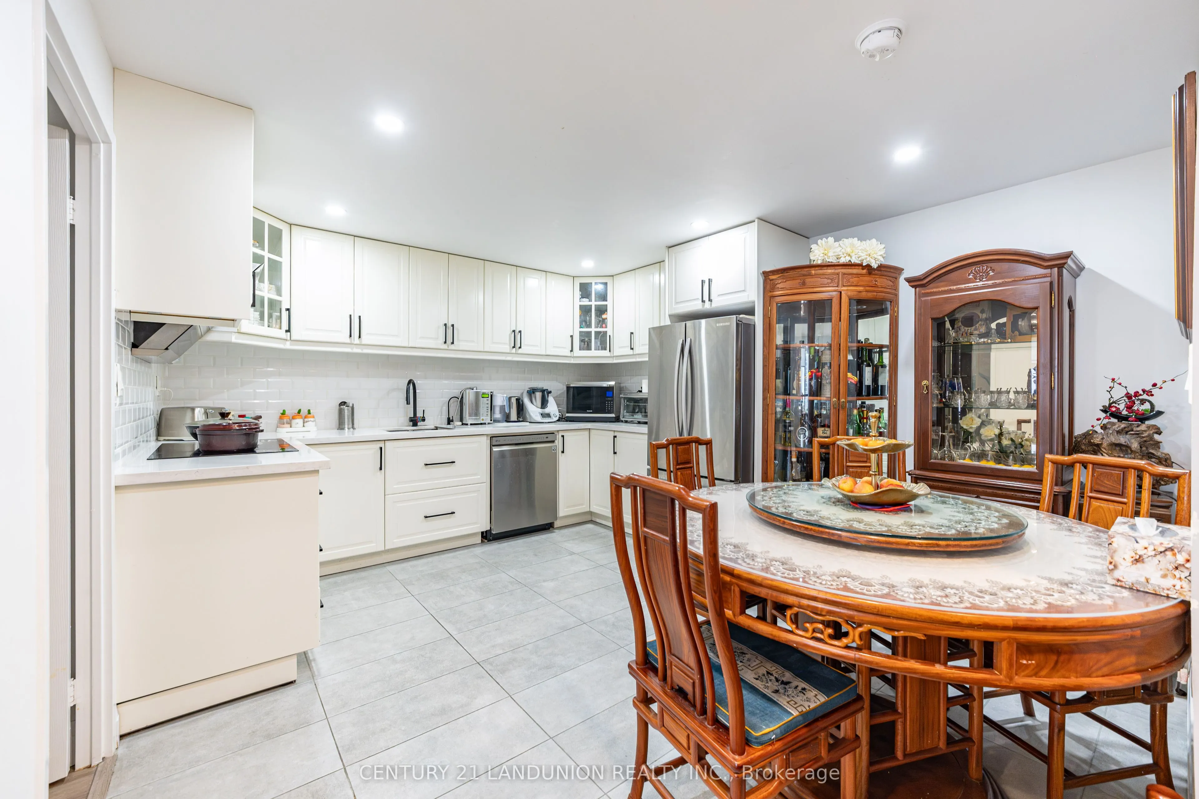 55 Bamburgh Circle #1209