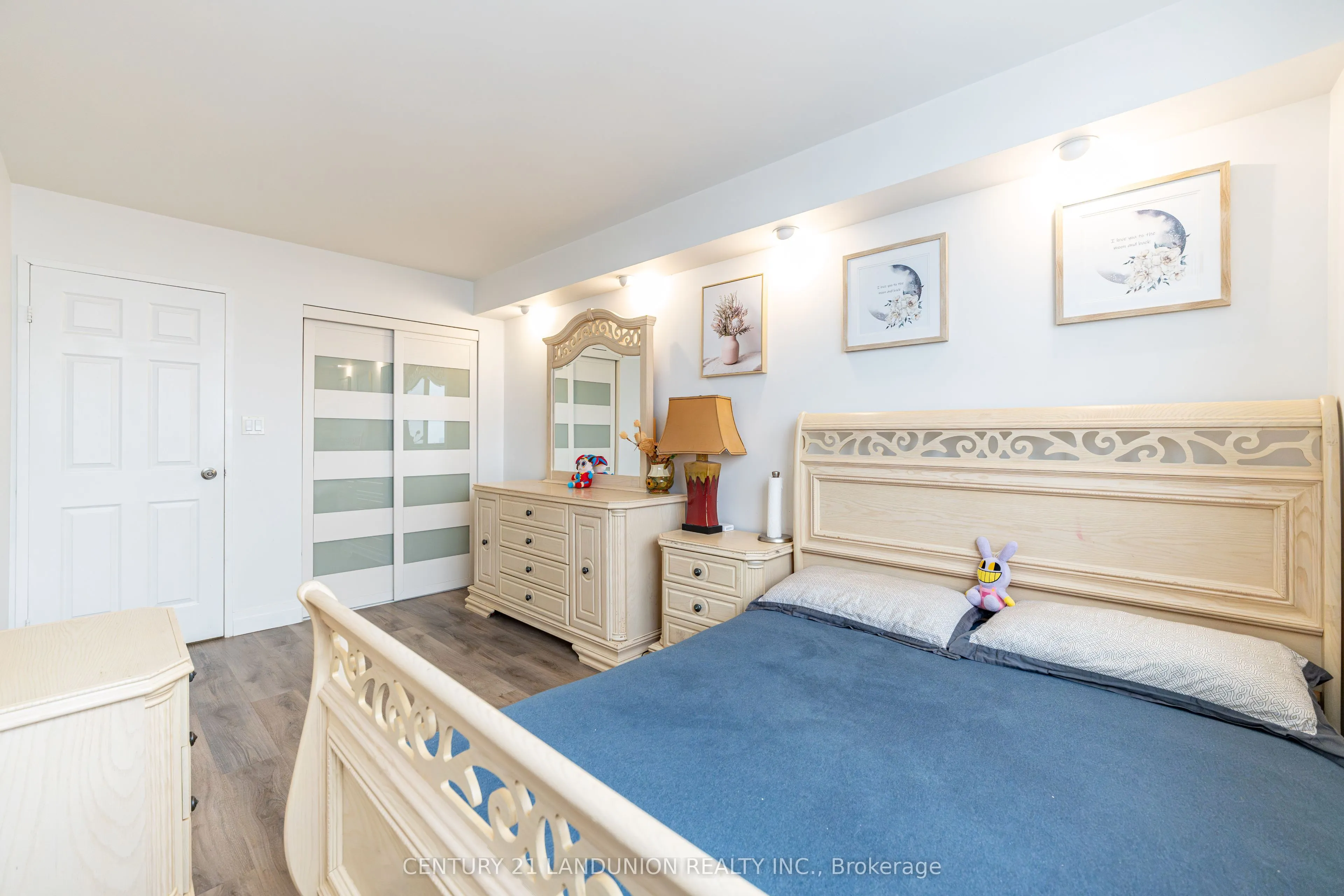 55 Bamburgh Circle #1209