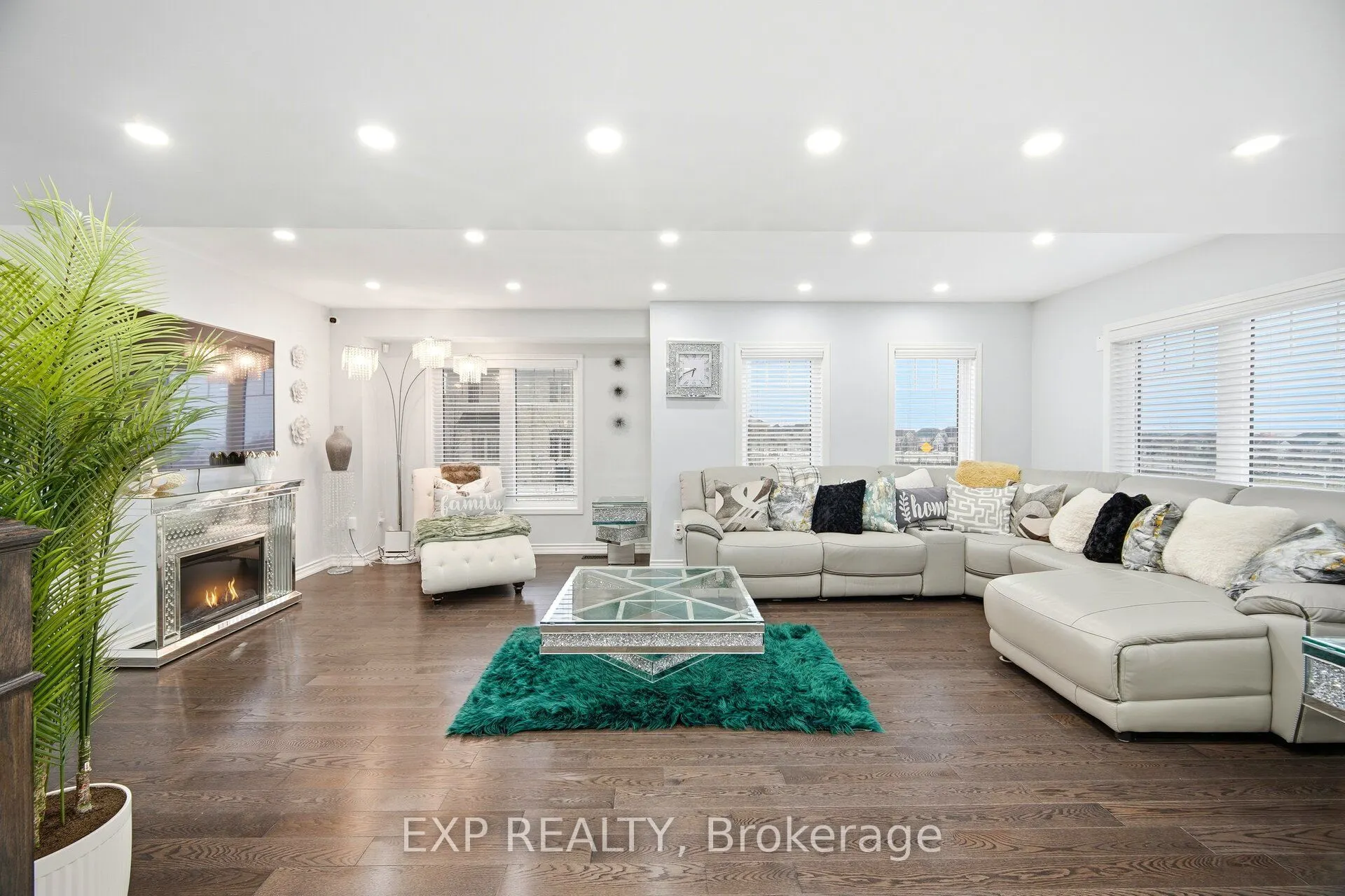 2 Camilleri Road