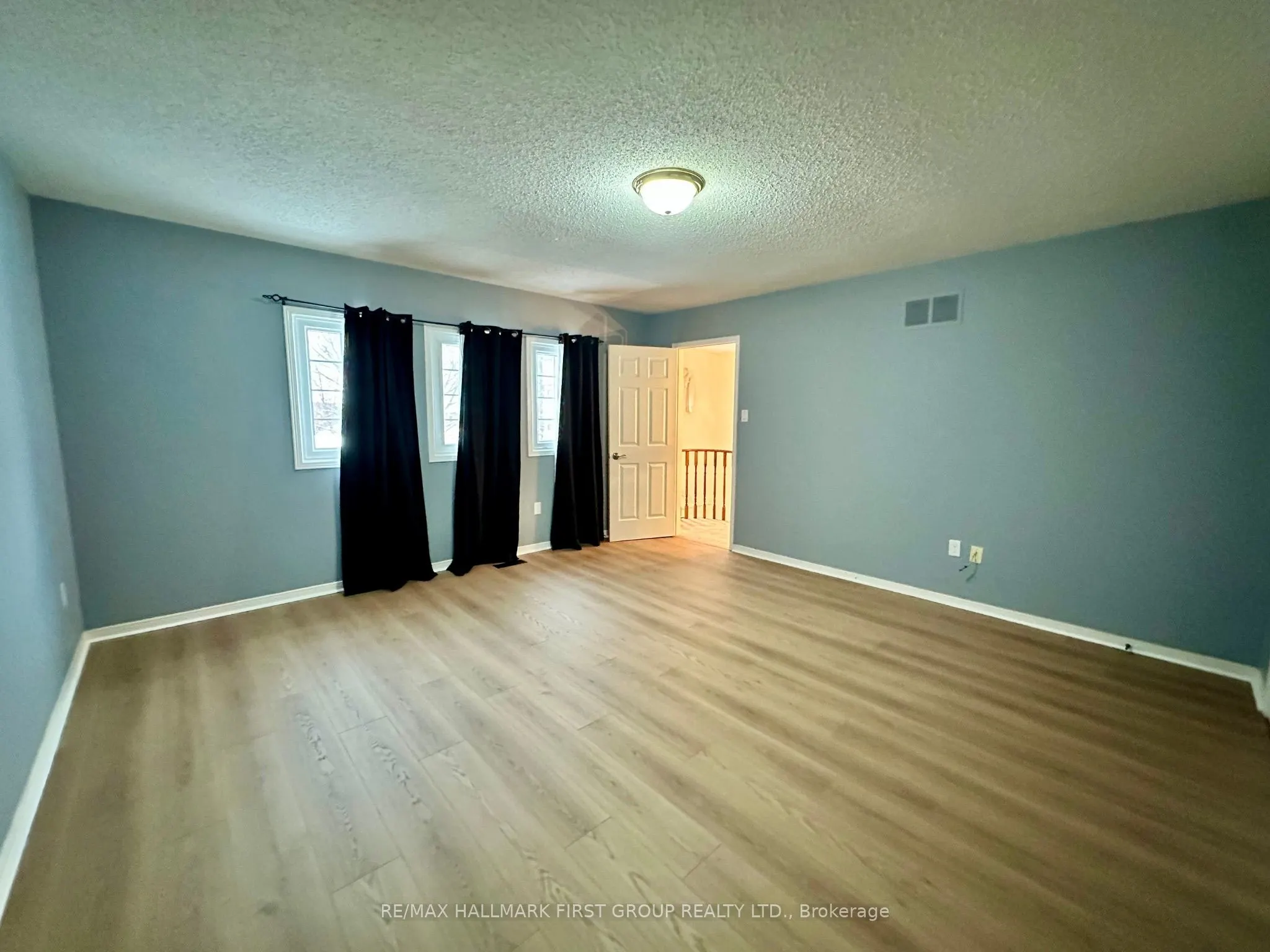 492 Palmtree Crescent
