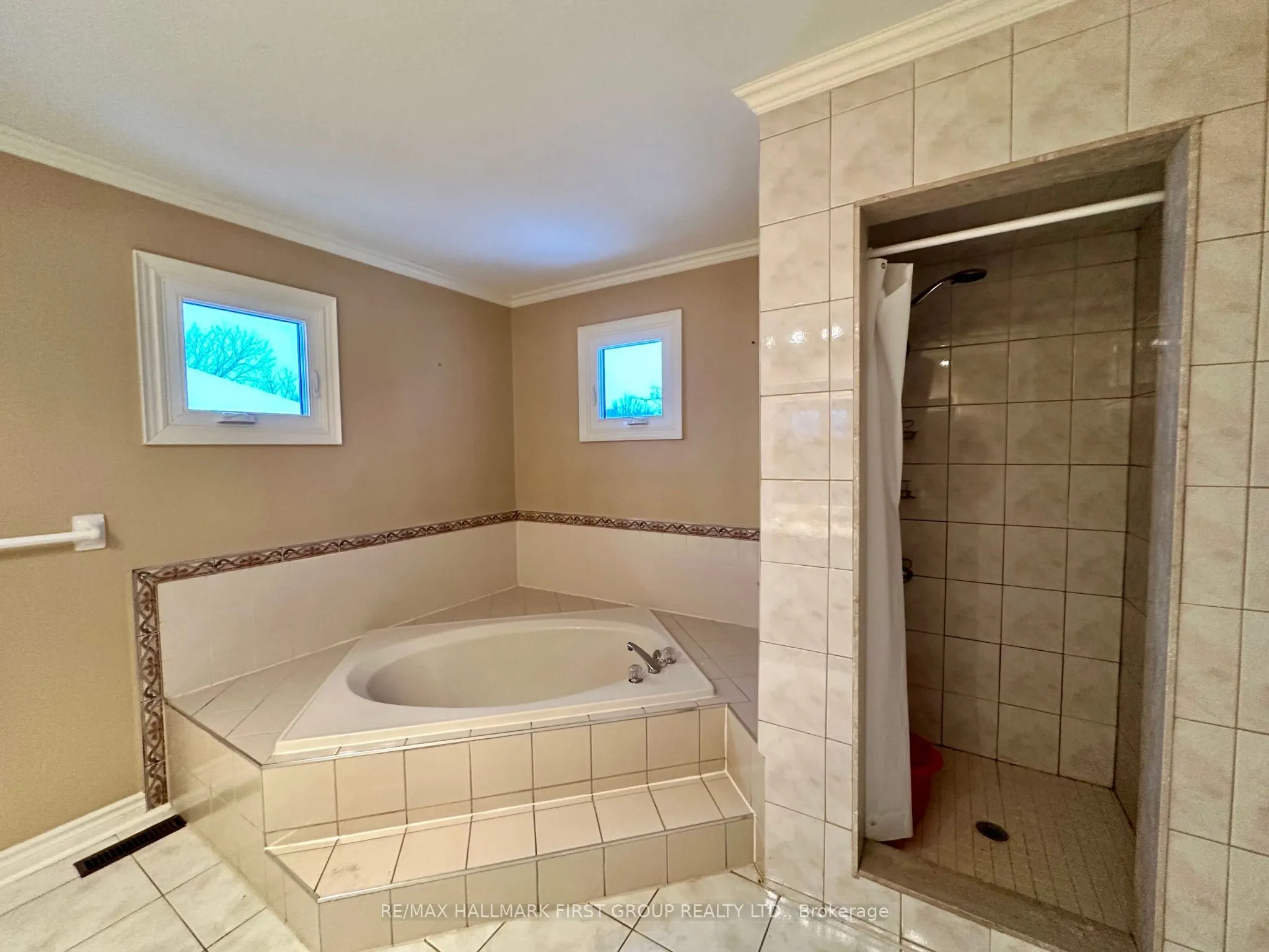 492 Palmtree Crescent