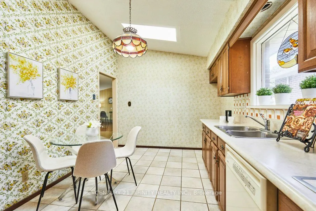 1 Goodland Gate