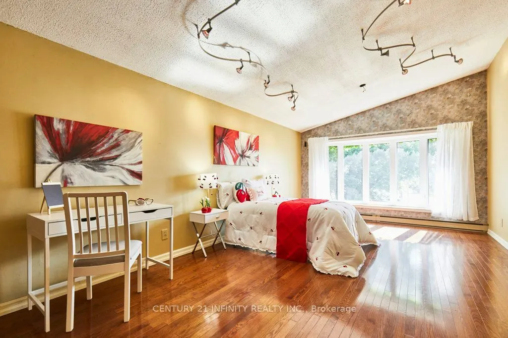 1 Goodland Gate