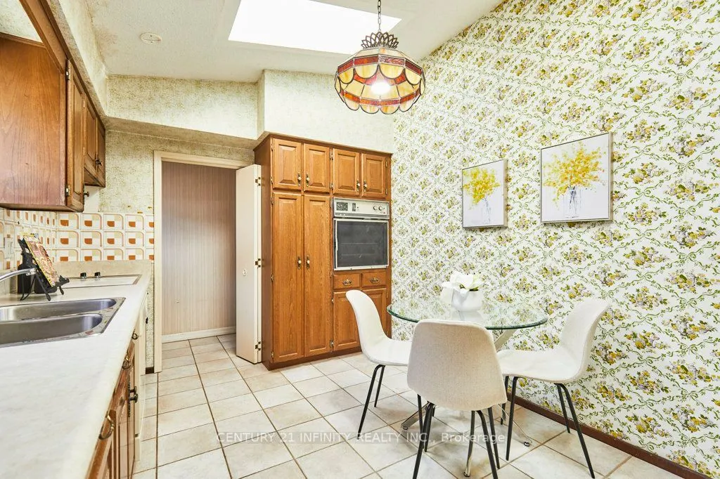 1 Goodland Gate
