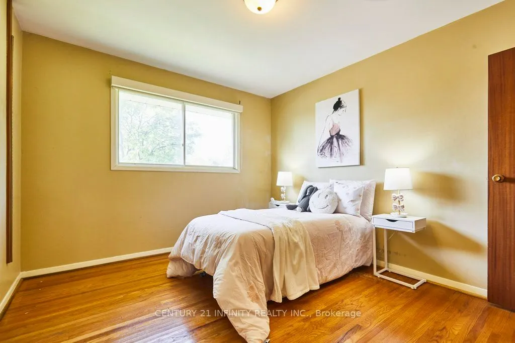 1 Goodland Gate