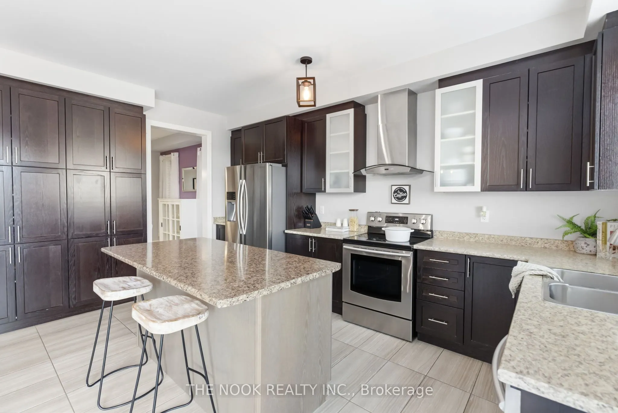 2507 Standardbred Drive