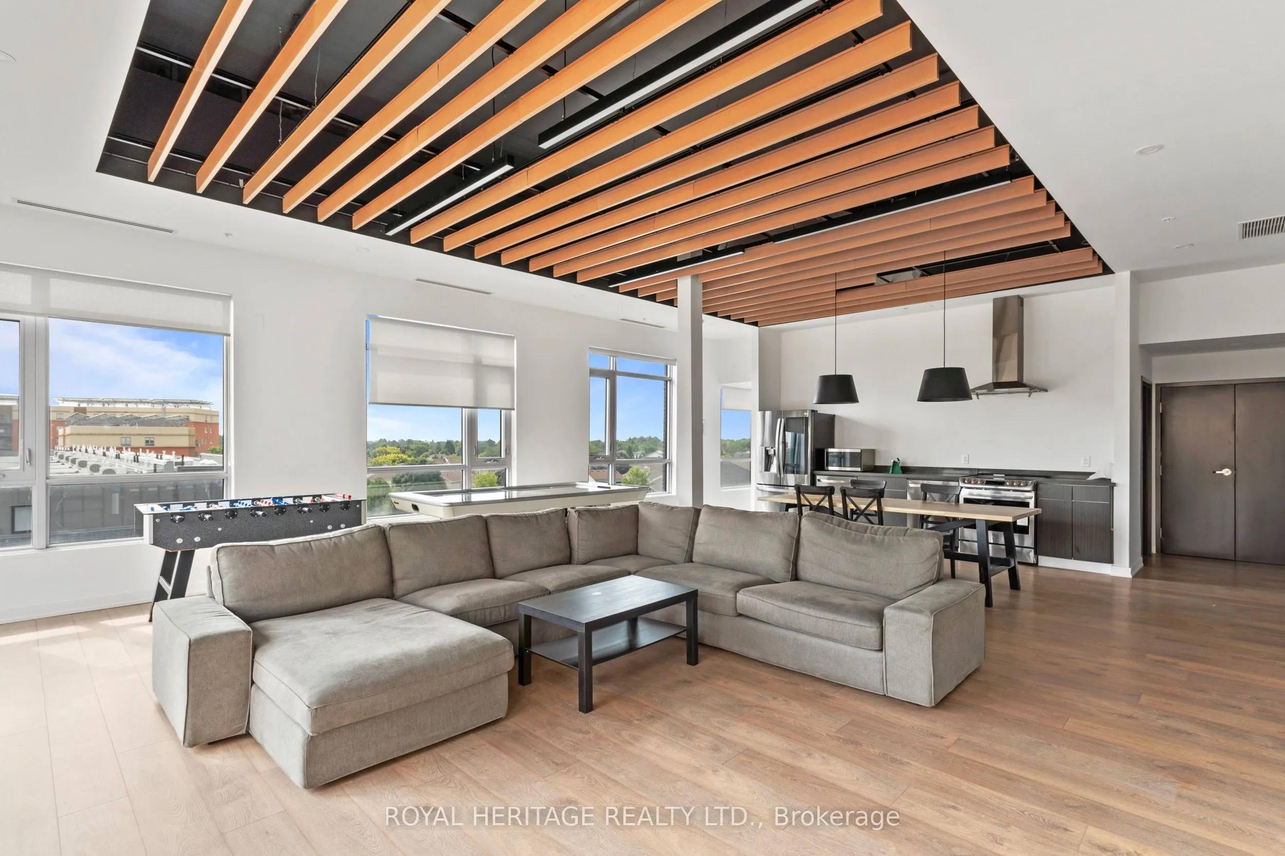 1800 Simcoe Street N #307