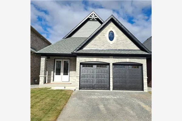 8 St Augustine Drive