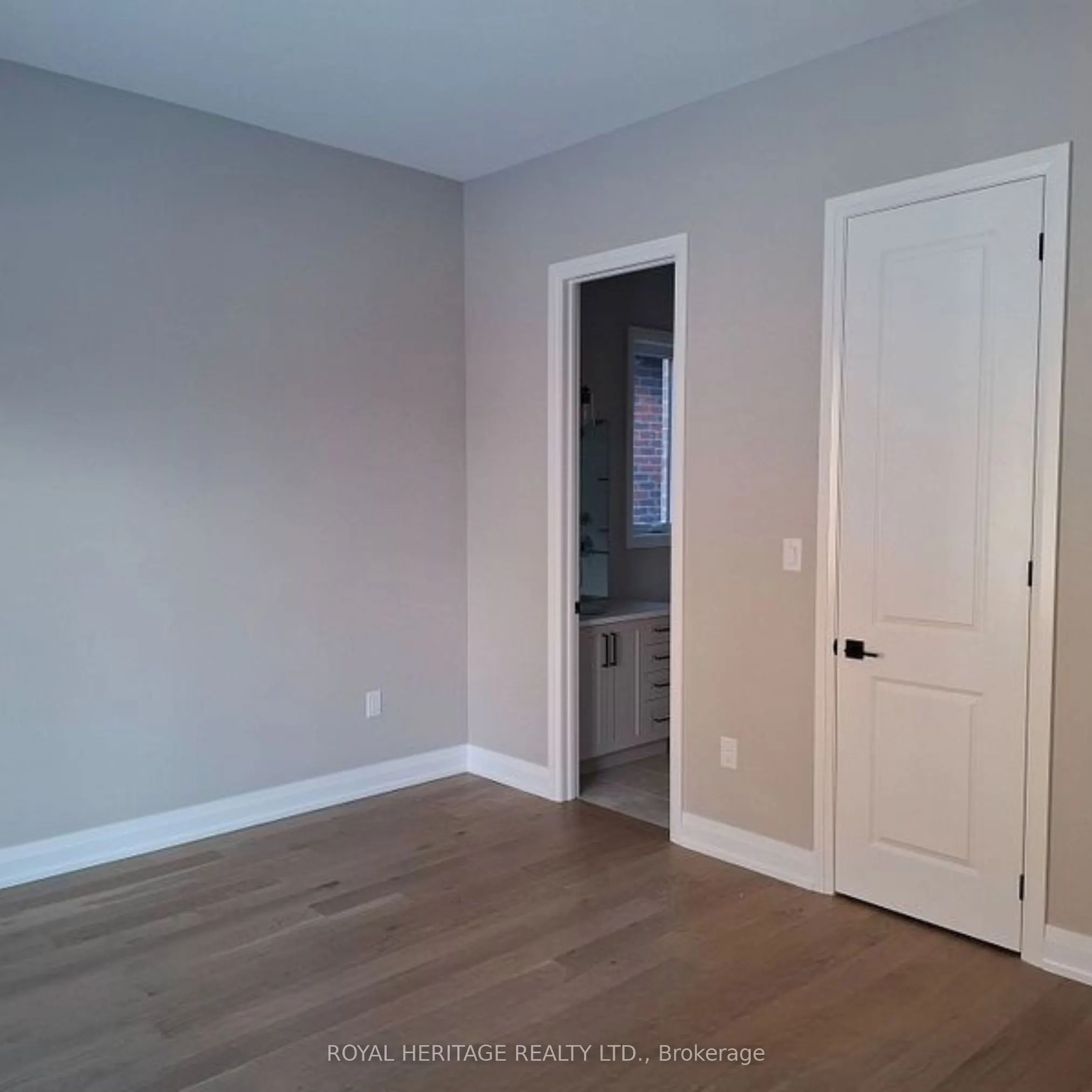 8 St Augustine Drive