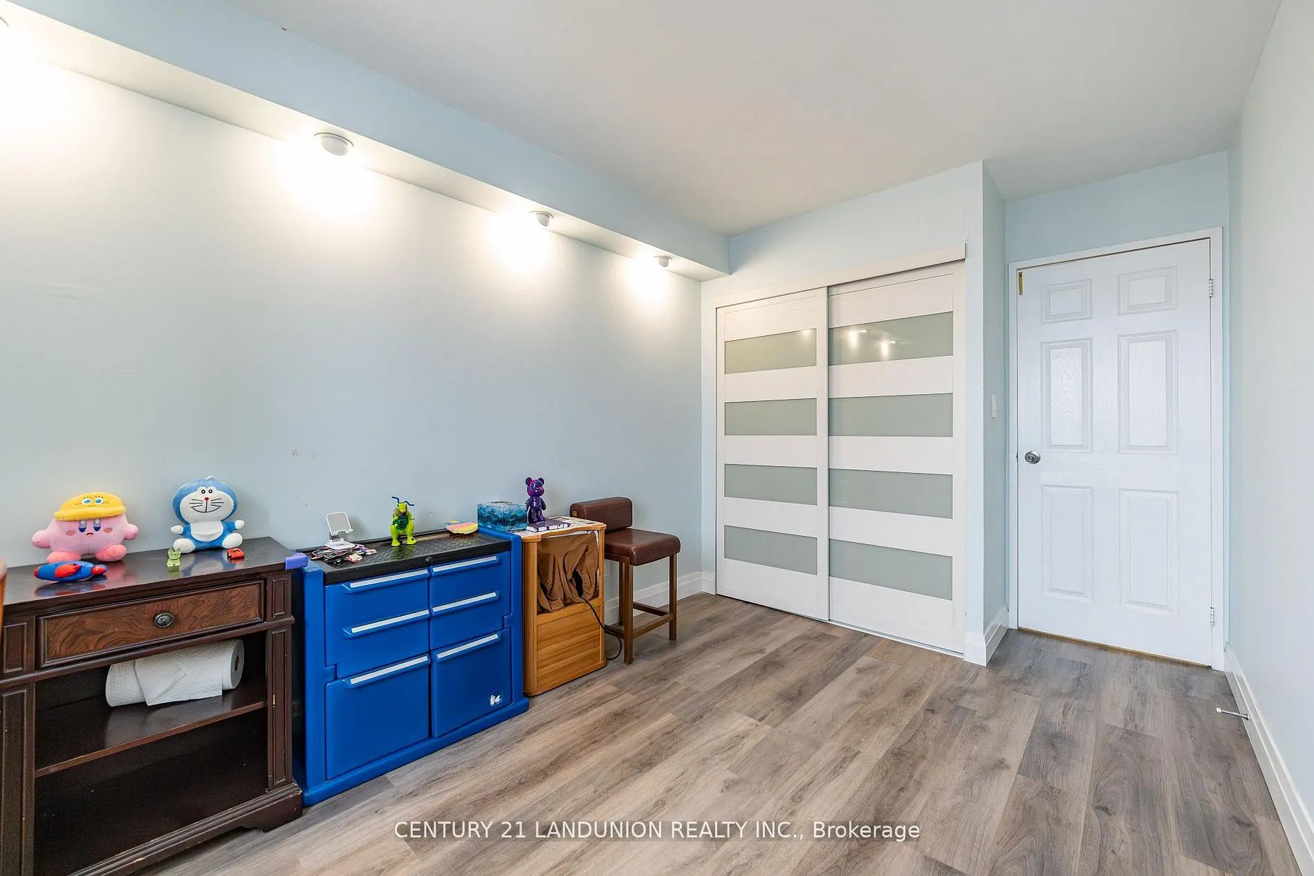 55 Bamburgh Circle #1209