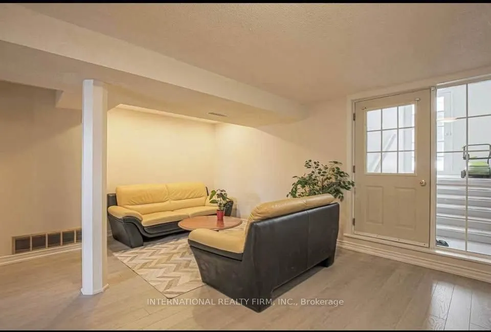 130 Amberjack Boulevard