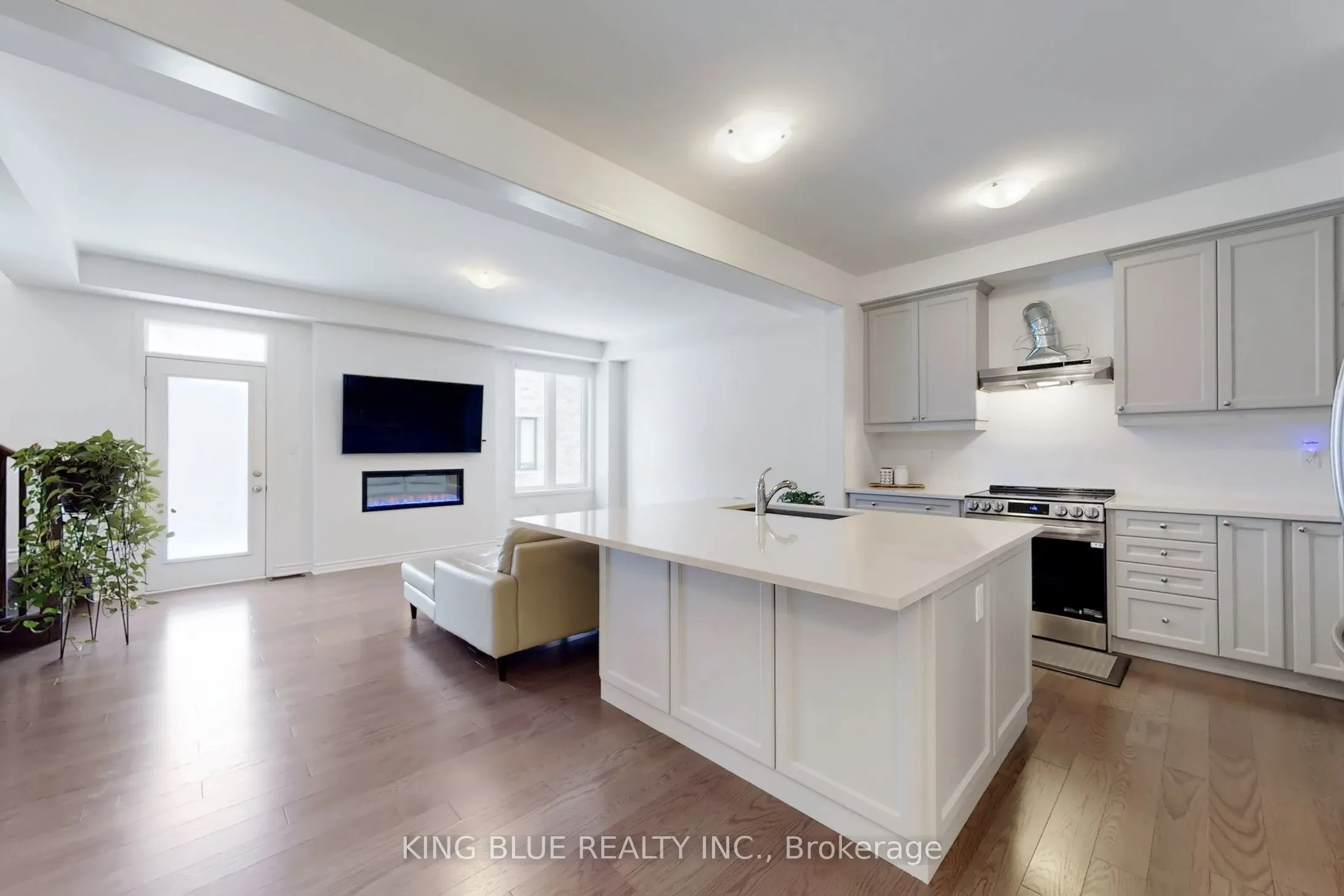 1570 Scarlett Trail