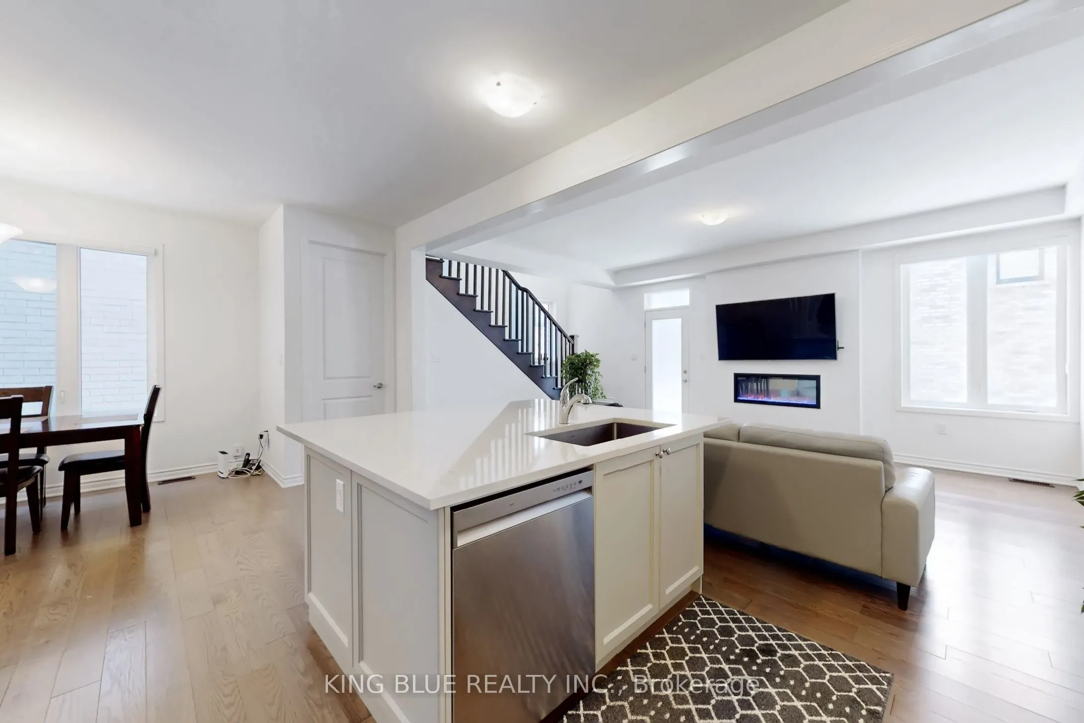 1570 Scarlett Trail