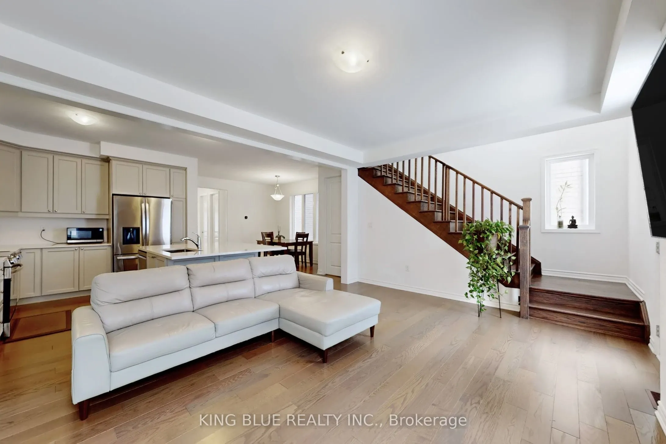 1570 Scarlett Trail