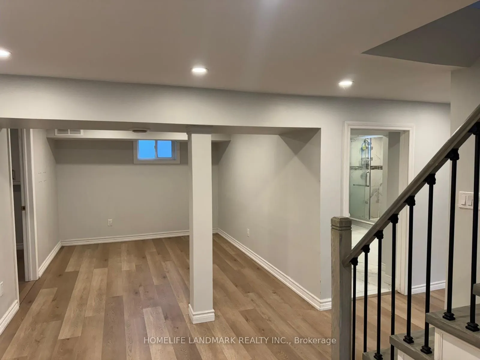 110 Front Street E