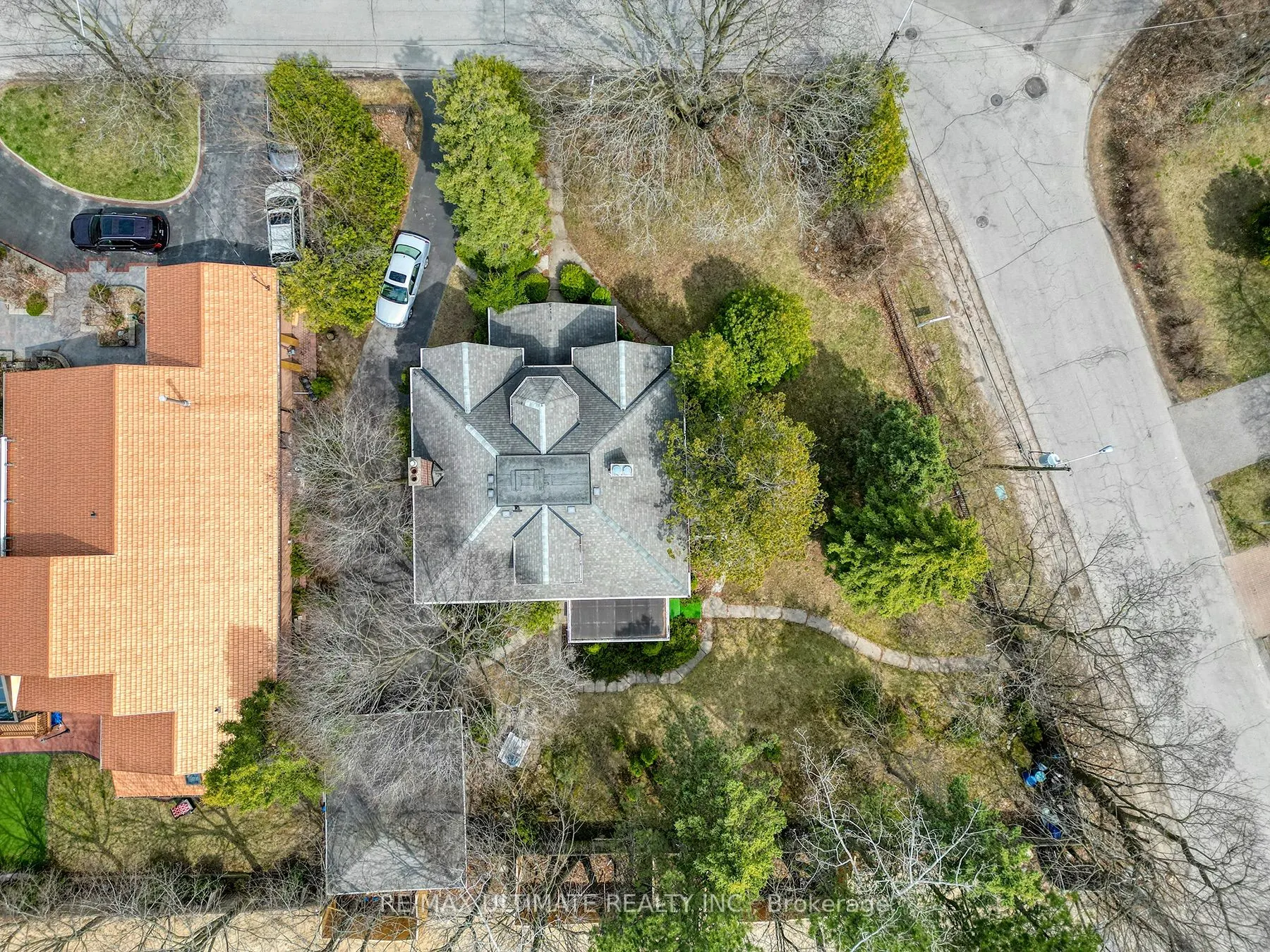 456 Manse Road